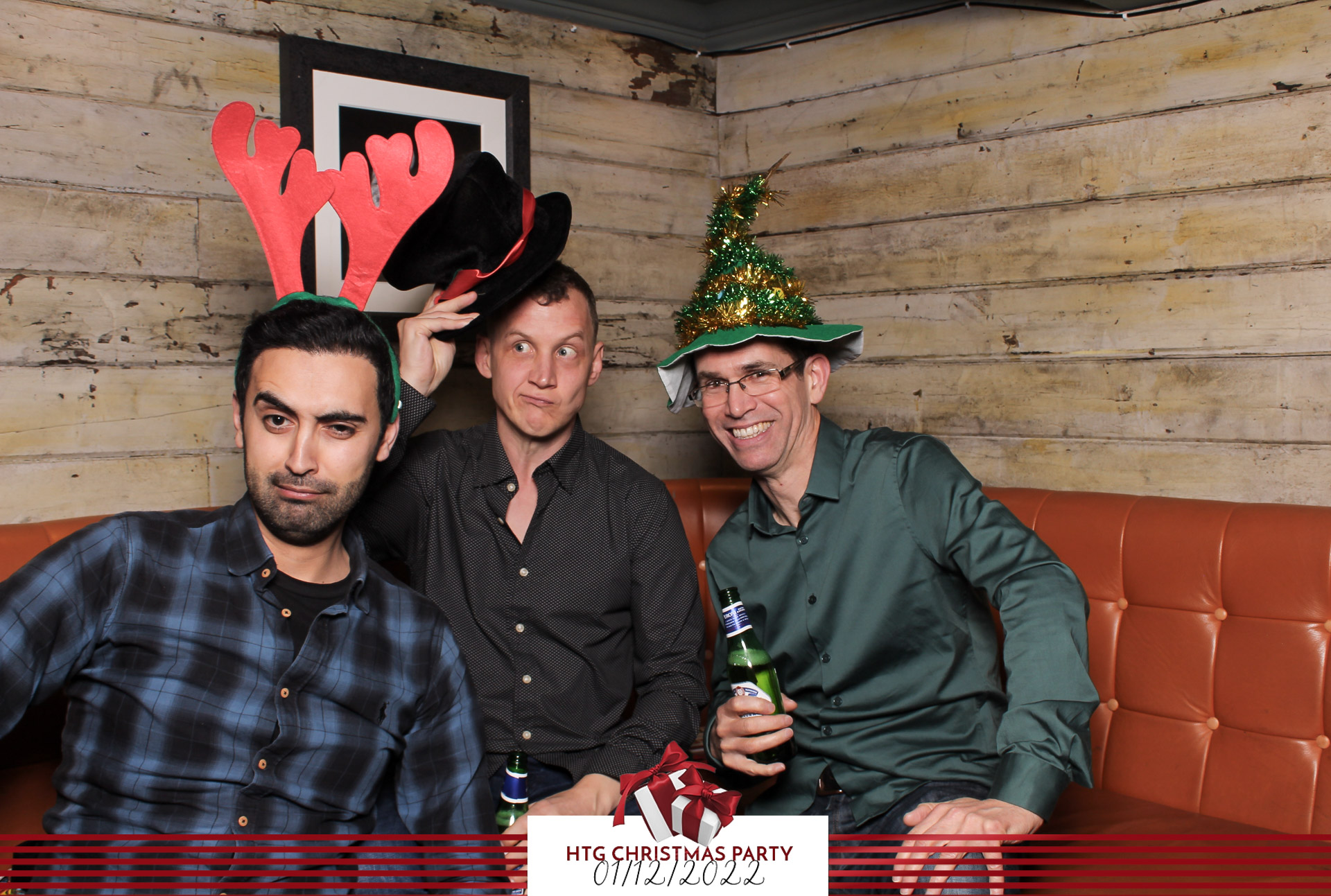 HTG Christmas Party - Classic Open Booth | View more photos from the event at gallery.freshbooths.com/u/FreshBooths/HTG-Christmas-Party-Classic-Open-Booth