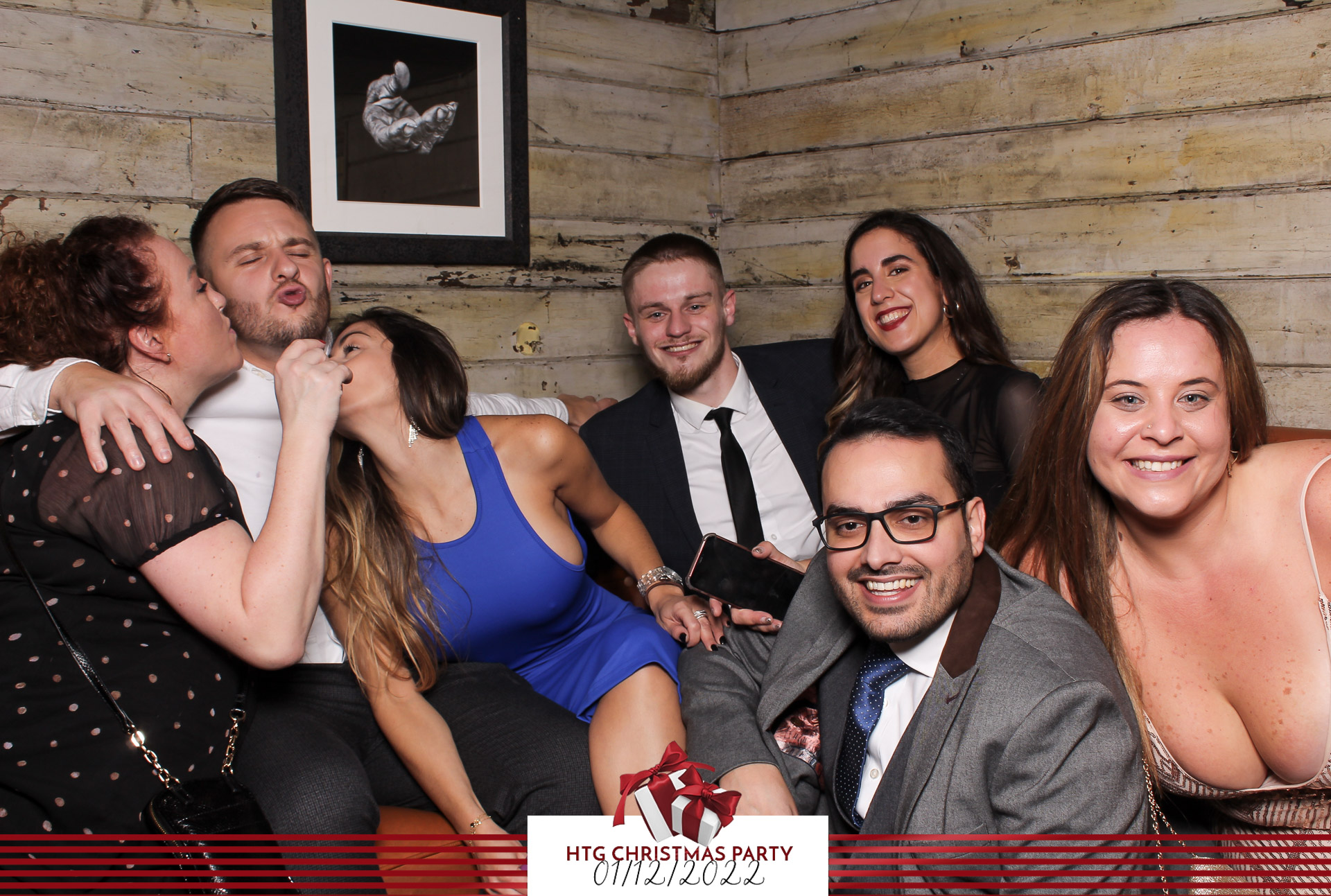 HTG Christmas Party - Classic Open Booth | View more photos from the event at gallery.freshbooths.com/u/FreshBooths/HTG-Christmas-Party-Classic-Open-Booth
