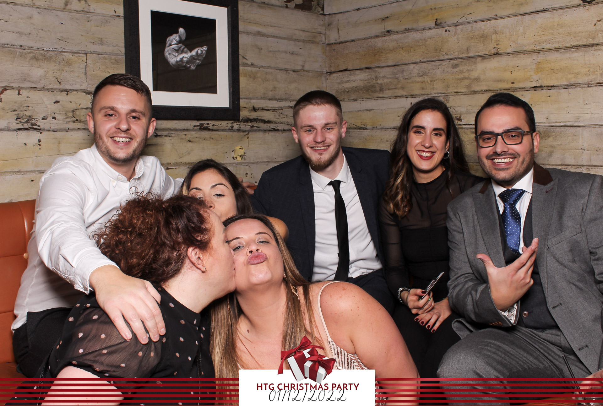 HTG Christmas Party - Classic Open Booth | View more photos from the event at gallery.freshbooths.com/u/FreshBooths/HTG-Christmas-Party-Classic-Open-Booth