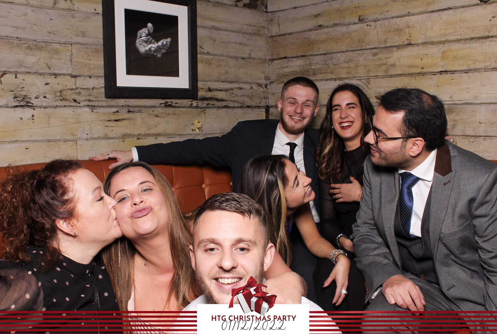 HTG Christmas Party - Classic Open Booth | View more photos from the event at gallery.freshbooths.com/u/FreshBooths/HTG-Christmas-Party-Classic-Open-Booth
