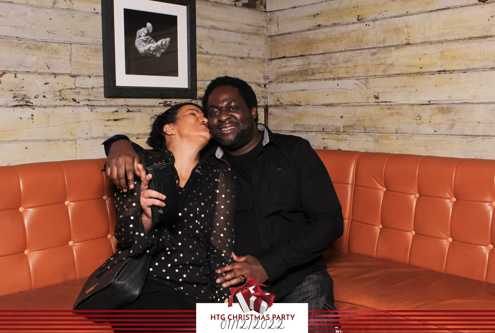 HTG Christmas Party - Classic Open Booth | View more photos from the event at gallery.freshbooths.com/u/FreshBooths/HTG-Christmas-Party-Classic-Open-Booth