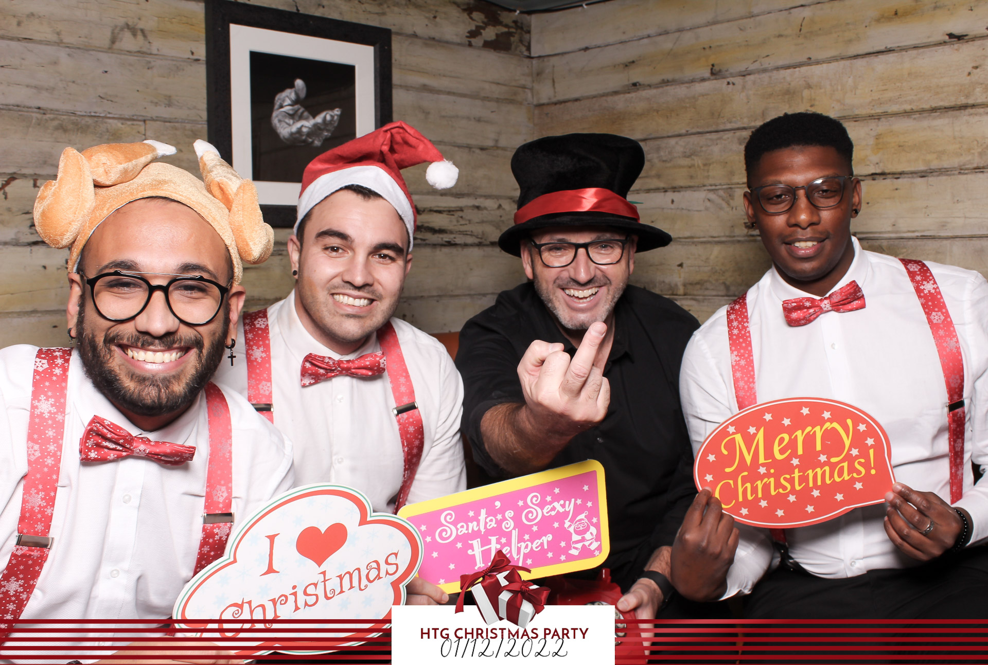 HTG Christmas Party - Classic Open Booth | View more photos from the event at gallery.freshbooths.com/u/FreshBooths/HTG-Christmas-Party-Classic-Open-Booth