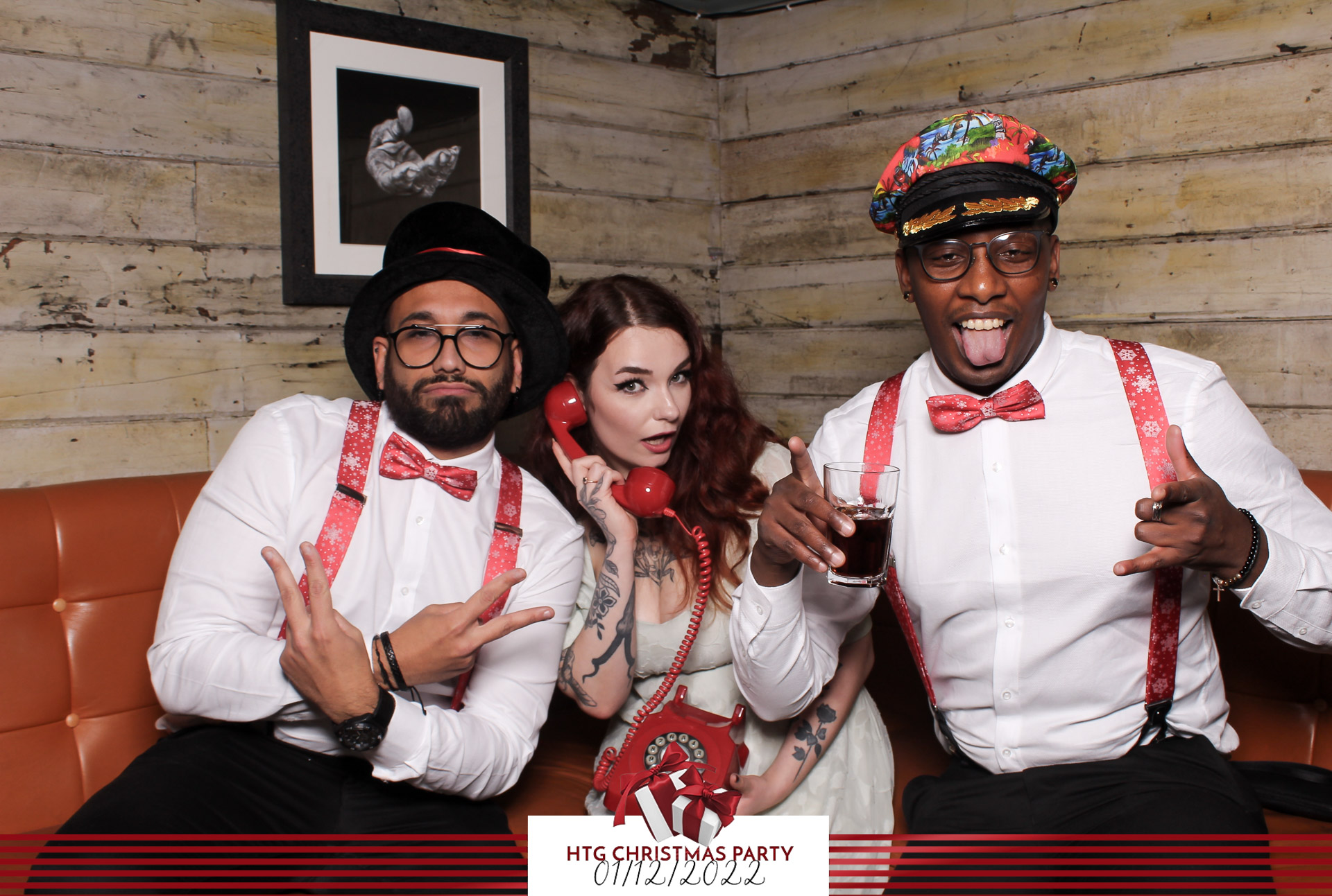 HTG Christmas Party - Classic Open Booth | View more photos from the event at gallery.freshbooths.com/u/FreshBooths/HTG-Christmas-Party-Classic-Open-Booth