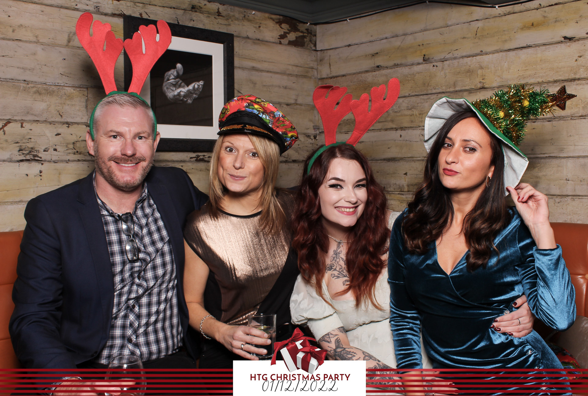 HTG Christmas Party - Classic Open Booth | View more photos from the event at gallery.freshbooths.com/u/FreshBooths/HTG-Christmas-Party-Classic-Open-Booth