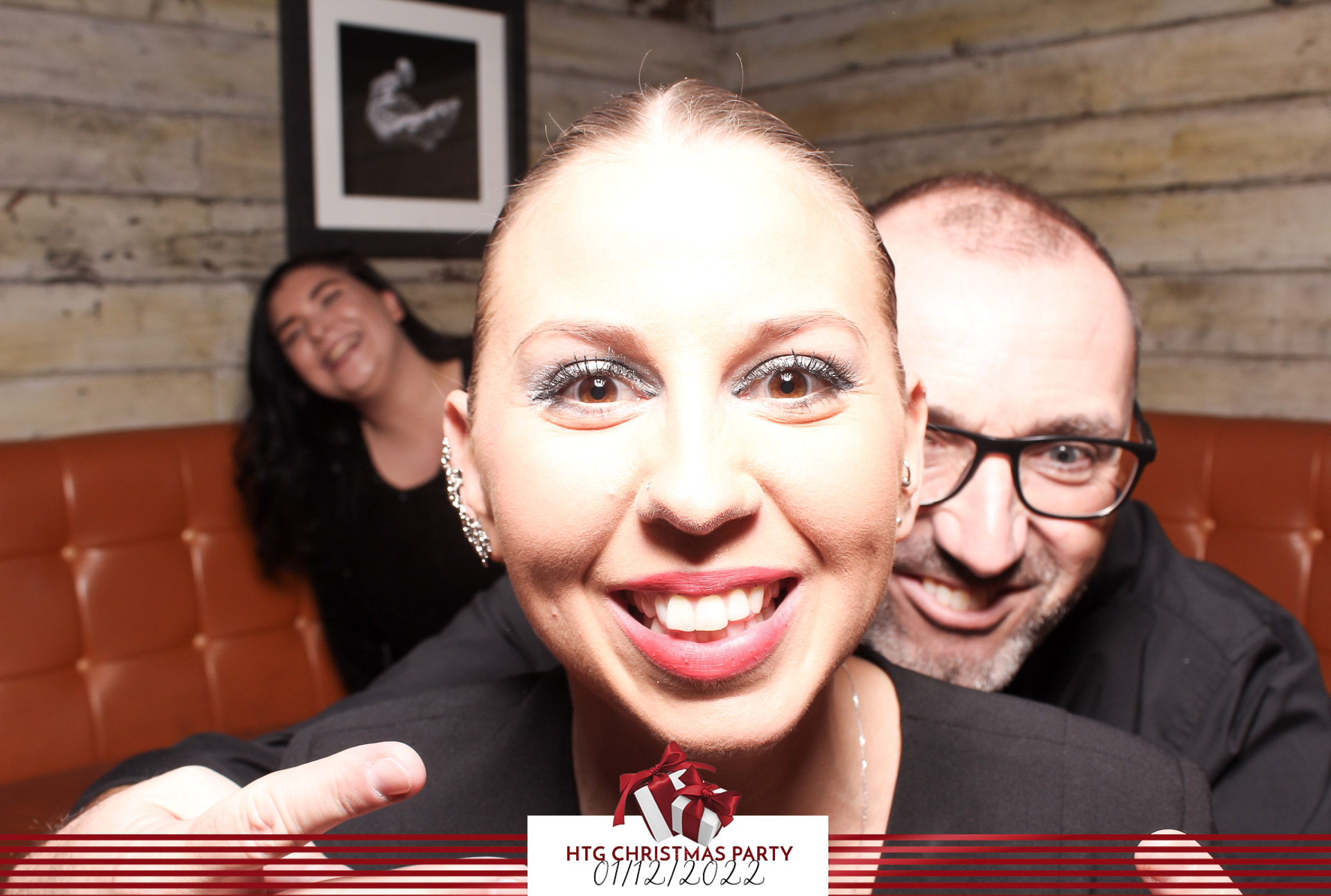 HTG Christmas Party - Classic Open Booth | View more photos from the event at gallery.freshbooths.com/u/FreshBooths/HTG-Christmas-Party-Classic-Open-Booth