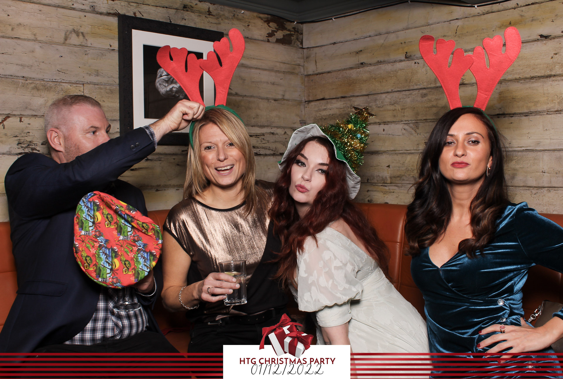 HTG Christmas Party - Classic Open Booth | View more photos from the event at gallery.freshbooths.com/u/FreshBooths/HTG-Christmas-Party-Classic-Open-Booth