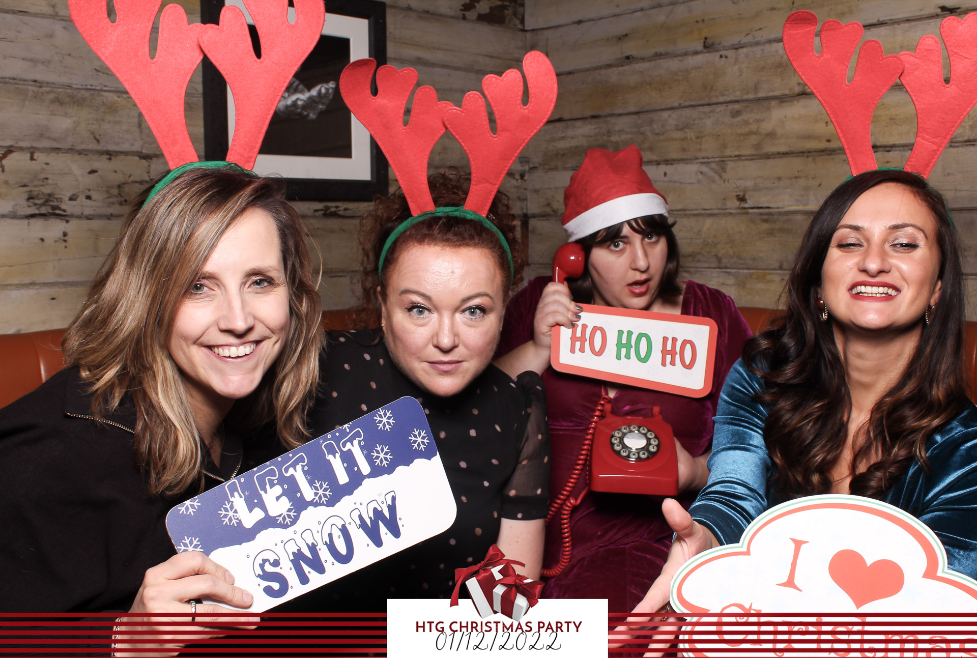 HTG Christmas Party - Classic Open Booth | View more photos from the event at gallery.freshbooths.com/u/FreshBooths/HTG-Christmas-Party-Classic-Open-Booth