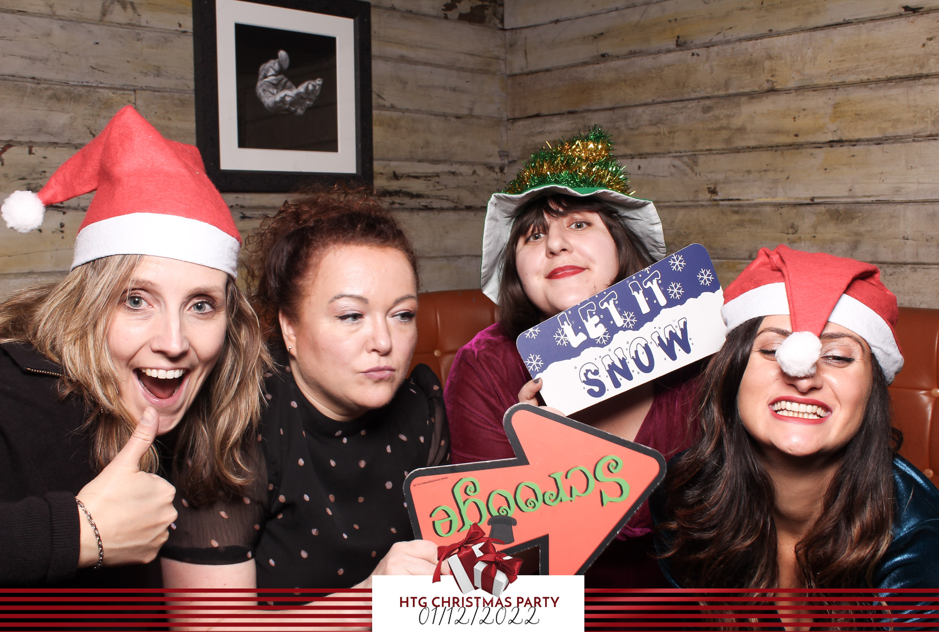 HTG Christmas Party - Classic Open Booth | View more photos from the event at gallery.freshbooths.com/u/FreshBooths/HTG-Christmas-Party-Classic-Open-Booth