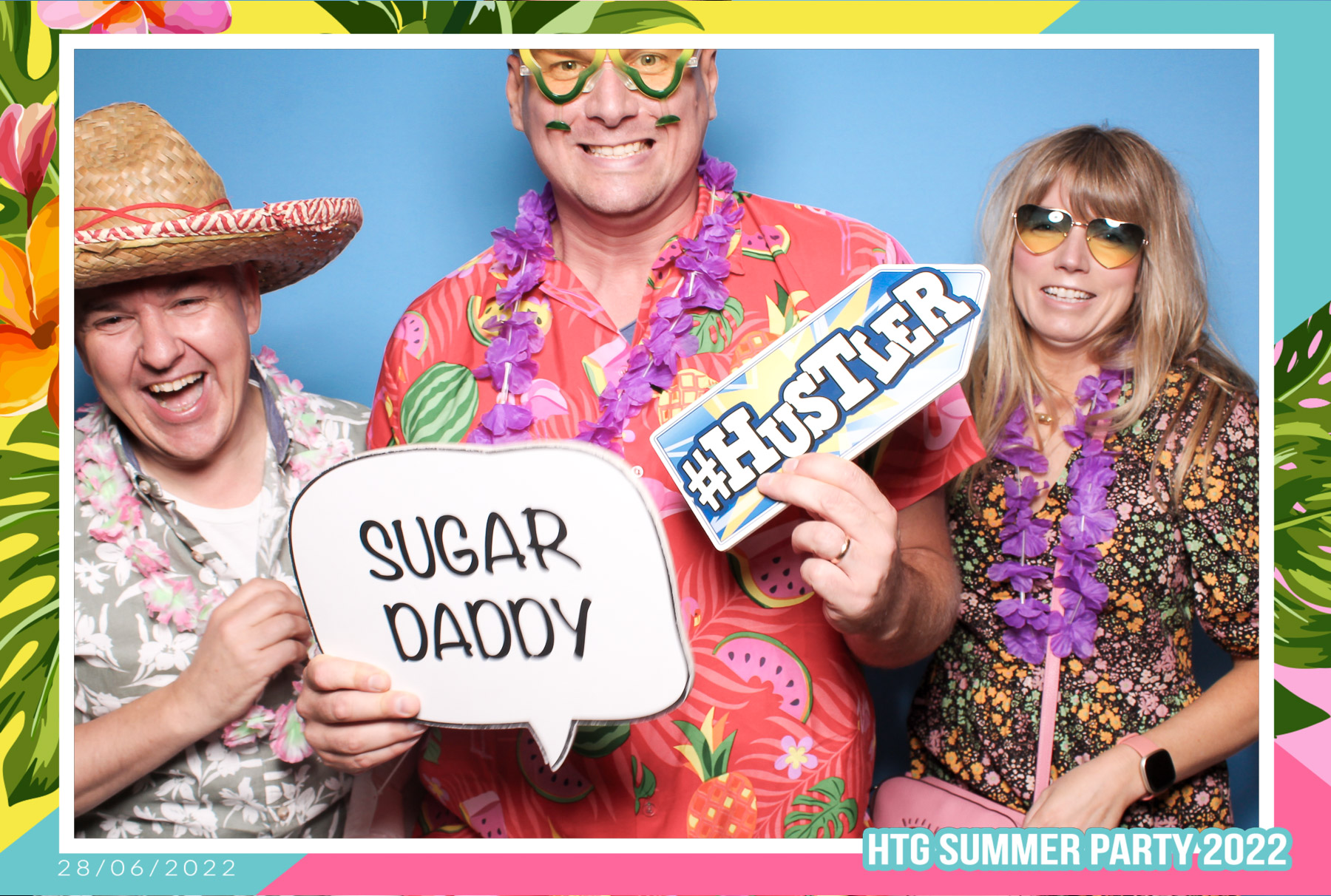 HTG Summer Party 2022 - Classic Open Booth | View more photos from the event at gallery.freshbooths.com/u/FreshBooths/HTG-Summer-Party-2022-Classic-Open-Booth
