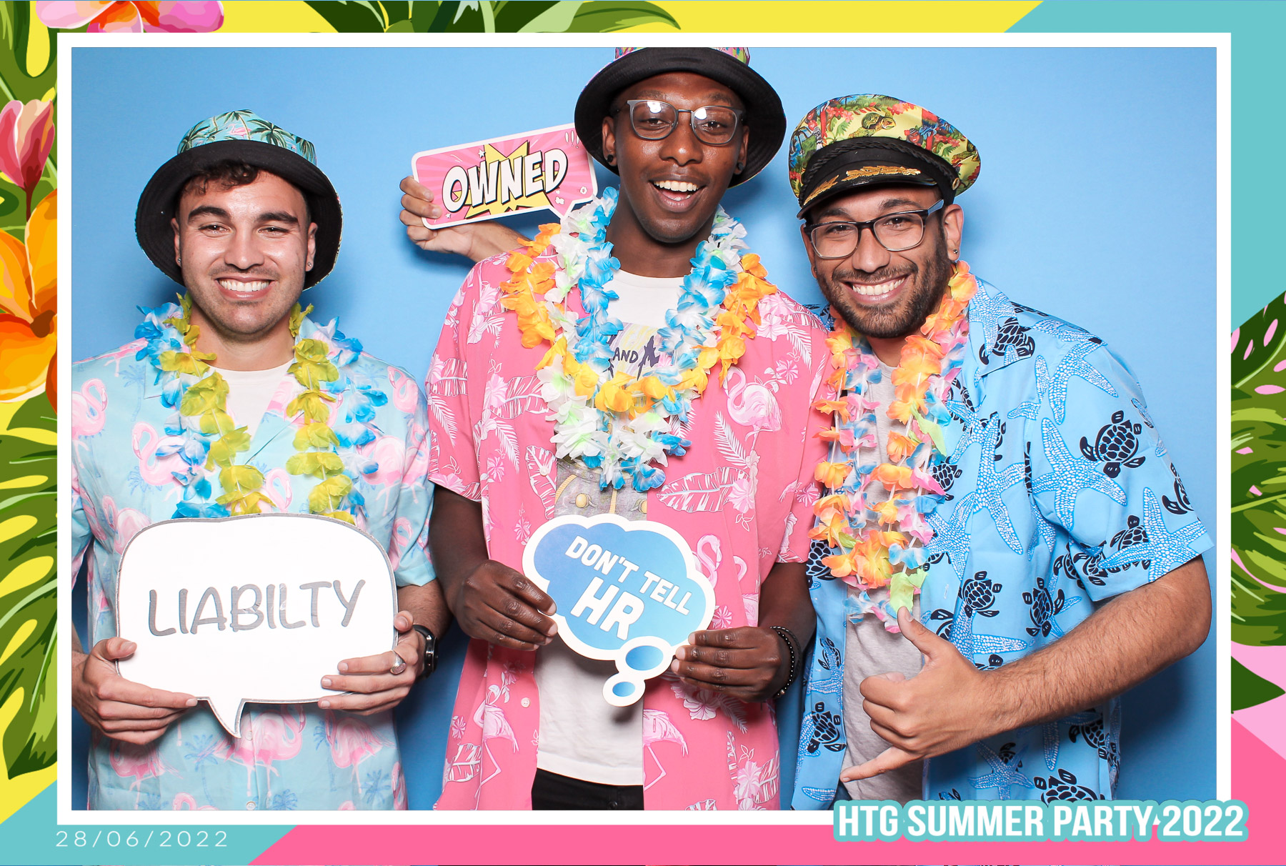 HTG Summer Party 2022 - Classic Open Booth | View more photos from the event at gallery.freshbooths.com/u/FreshBooths/HTG-Summer-Party-2022-Classic-Open-Booth