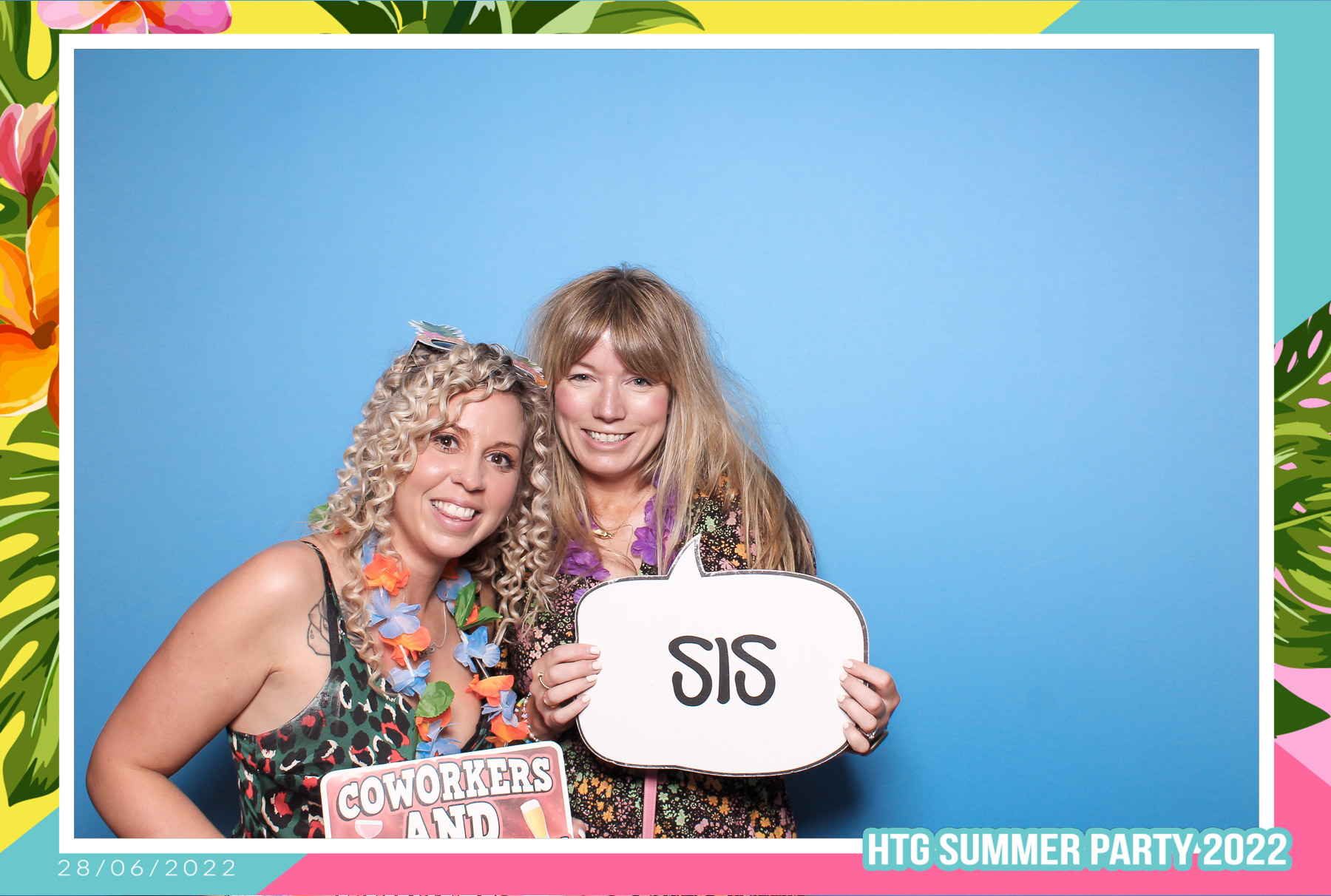 HTG Summer Party 2022 - Classic Open Booth | View more photos from the event at gallery.freshbooths.com/u/FreshBooths/HTG-Summer-Party-2022-Classic-Open-Booth
