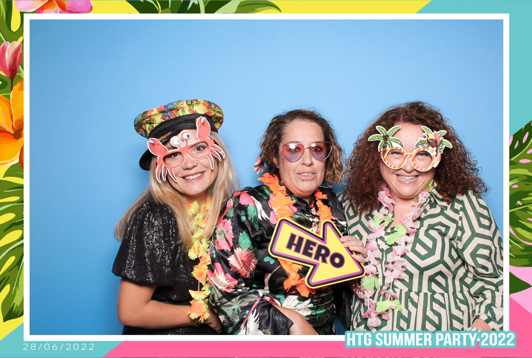 HTG Summer Party 2022 - Classic Open Booth | View more photos from the event at gallery.freshbooths.com/u/FreshBooths/HTG-Summer-Party-2022-Classic-Open-Booth