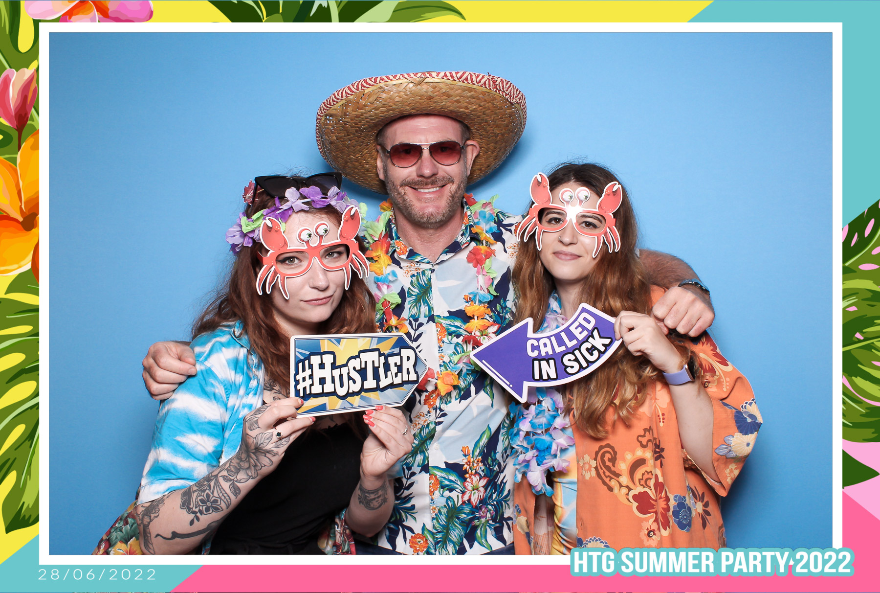 HTG Summer Party 2022 - Classic Open Booth | View more photos from the event at gallery.freshbooths.com/u/FreshBooths/HTG-Summer-Party-2022-Classic-Open-Booth