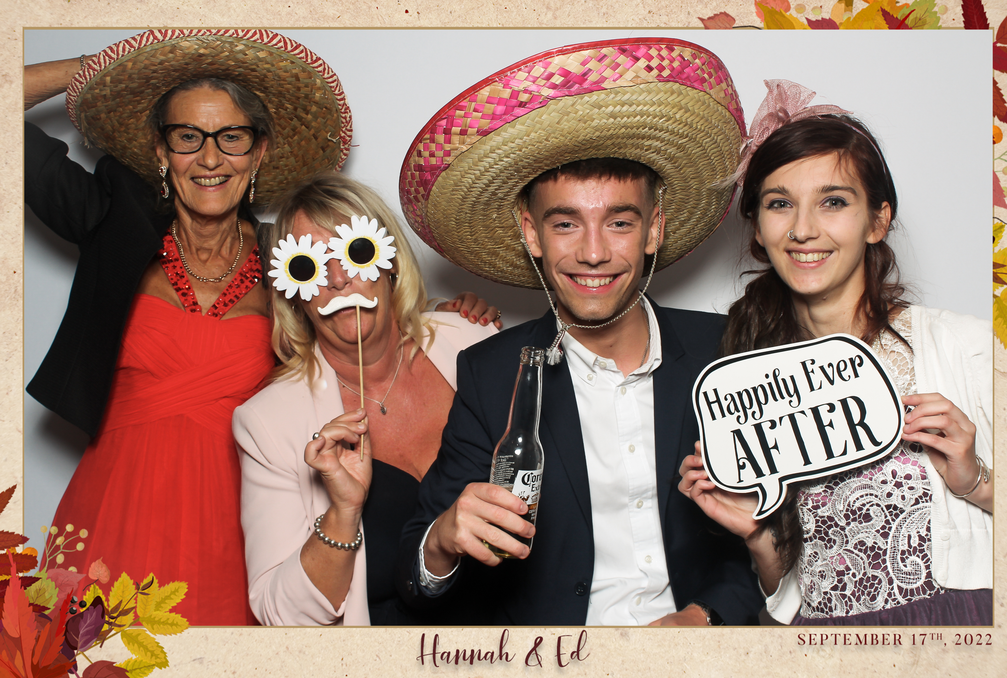 Hannah & Ed - Classic Open Booth | View more photos from the event at gallery.freshbooths.com/u/FreshBooths/Hannah-Ed-Classic-Open-Booth