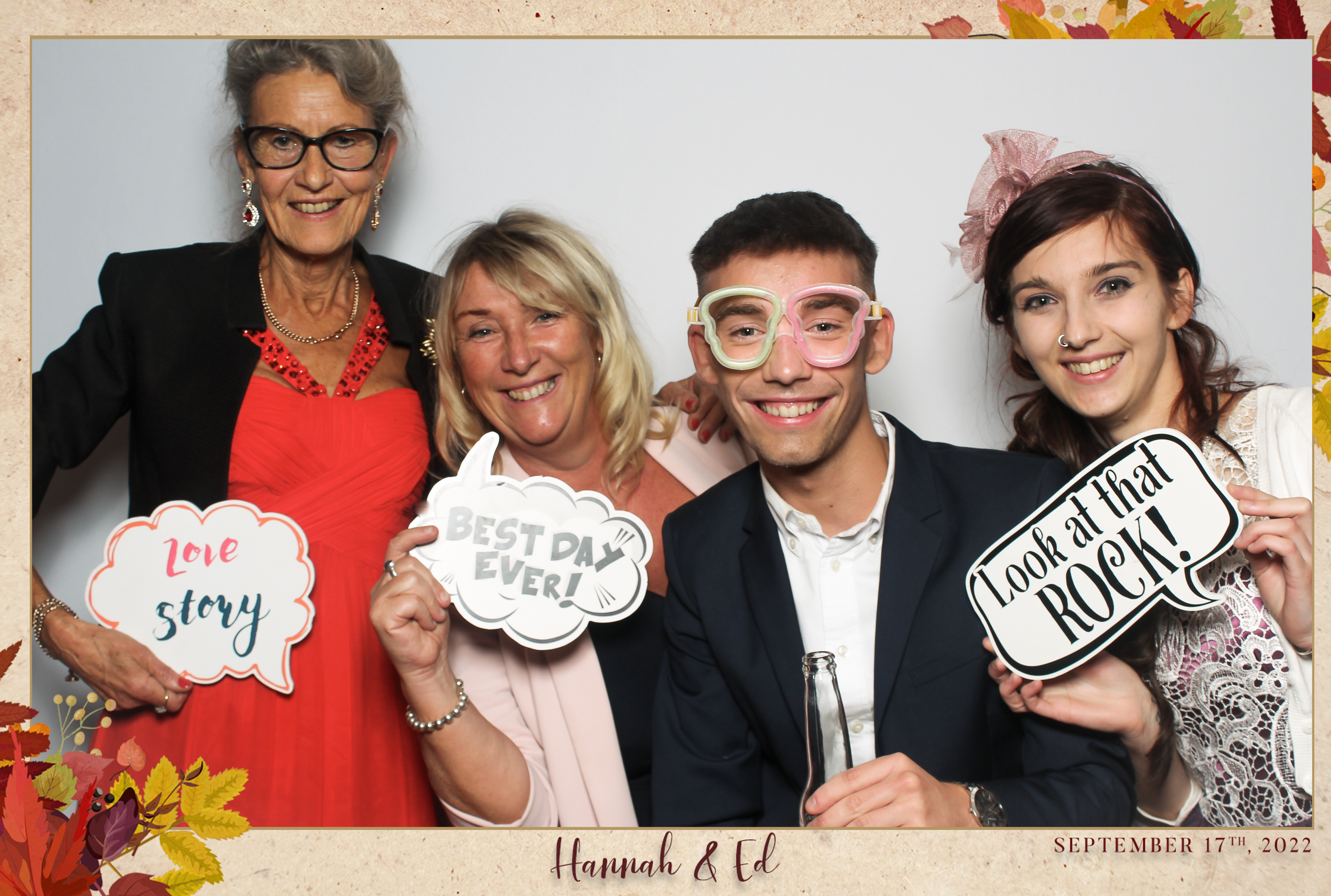 Hannah & Ed - Classic Open Booth | View more photos from the event at gallery.freshbooths.com/u/FreshBooths/Hannah-Ed-Classic-Open-Booth