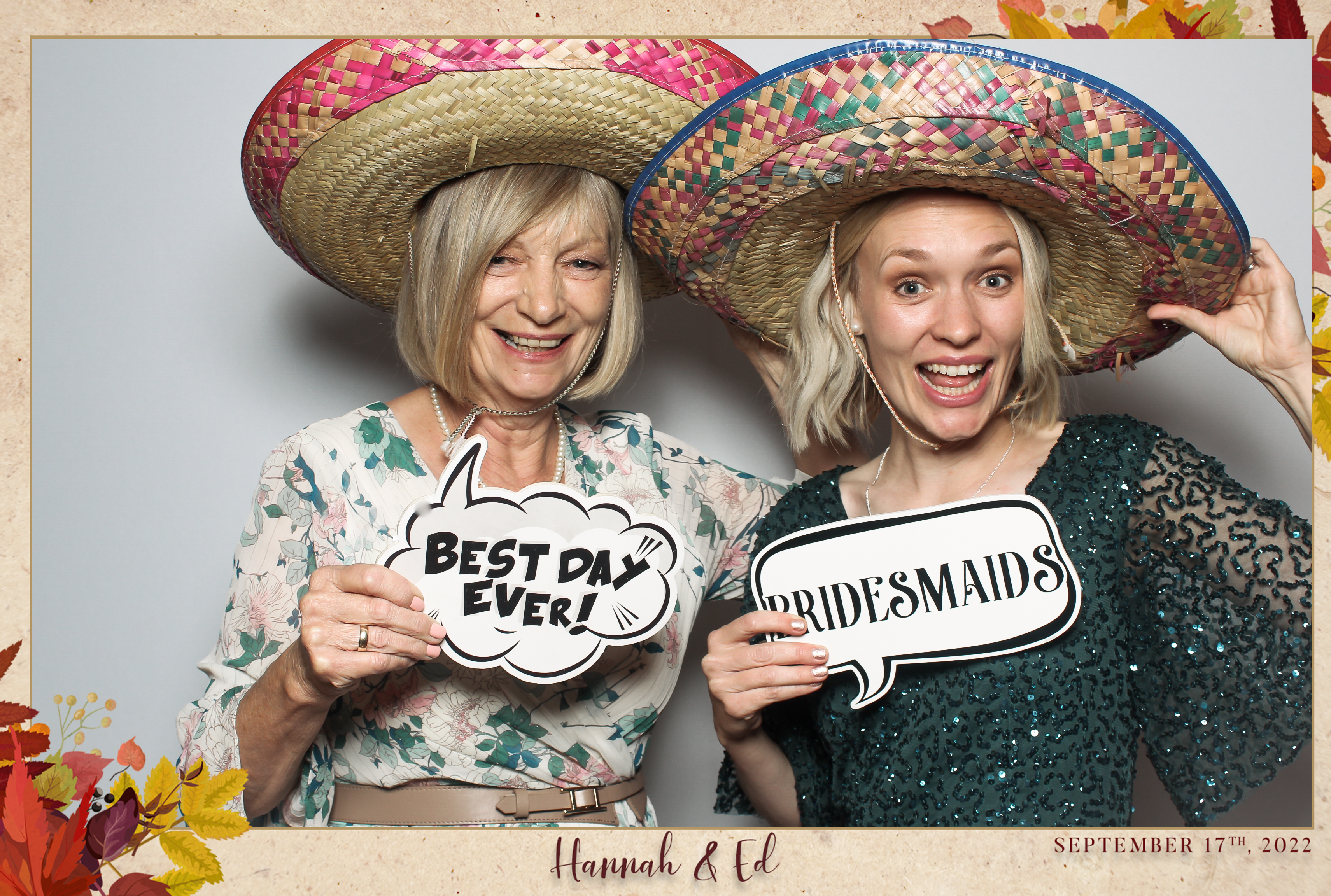 Hannah & Ed - Classic Open Booth | View more photos from the event at gallery.freshbooths.com/u/FreshBooths/Hannah-Ed-Classic-Open-Booth