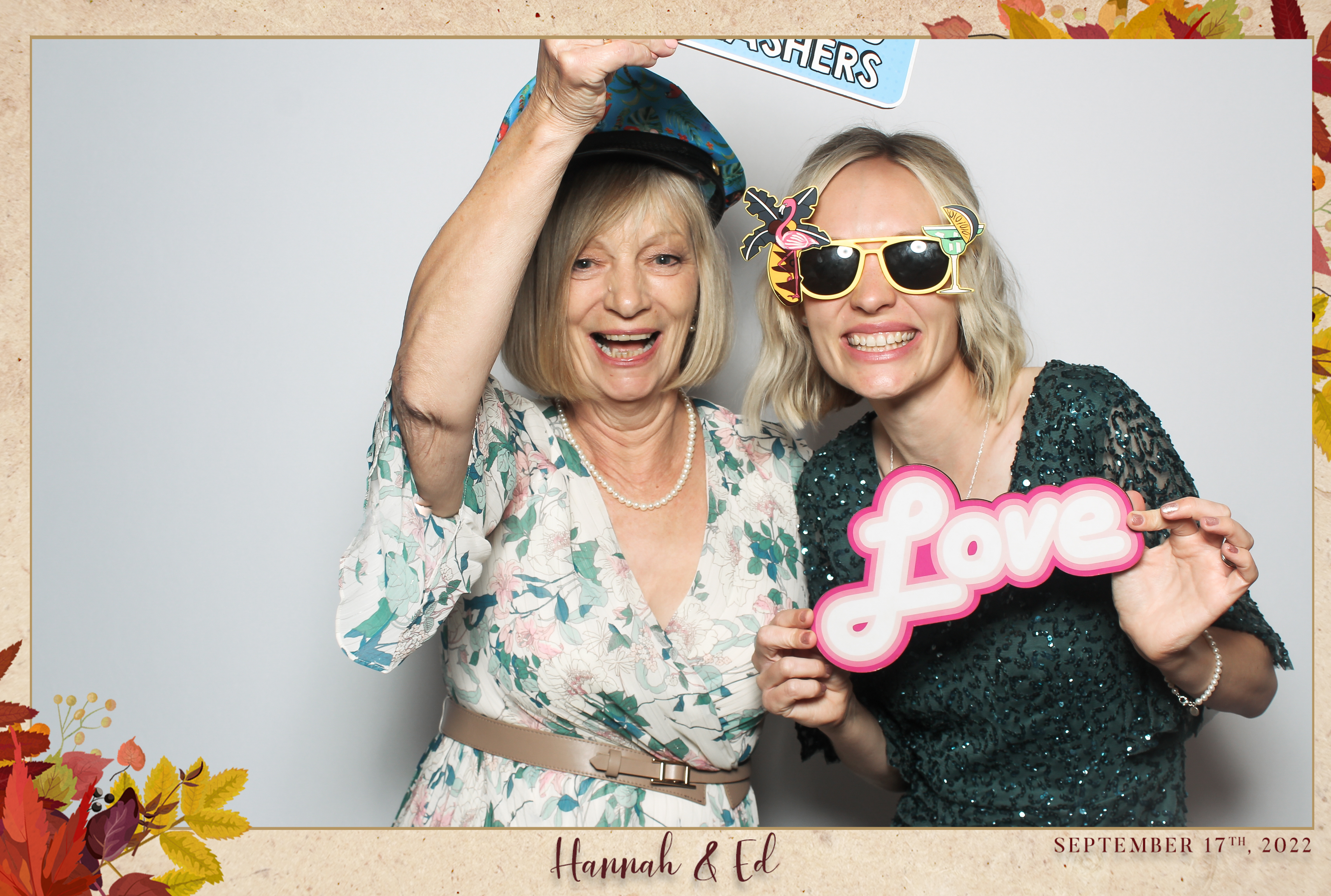 Hannah & Ed - Classic Open Booth | View more photos from the event at gallery.freshbooths.com/u/FreshBooths/Hannah-Ed-Classic-Open-Booth