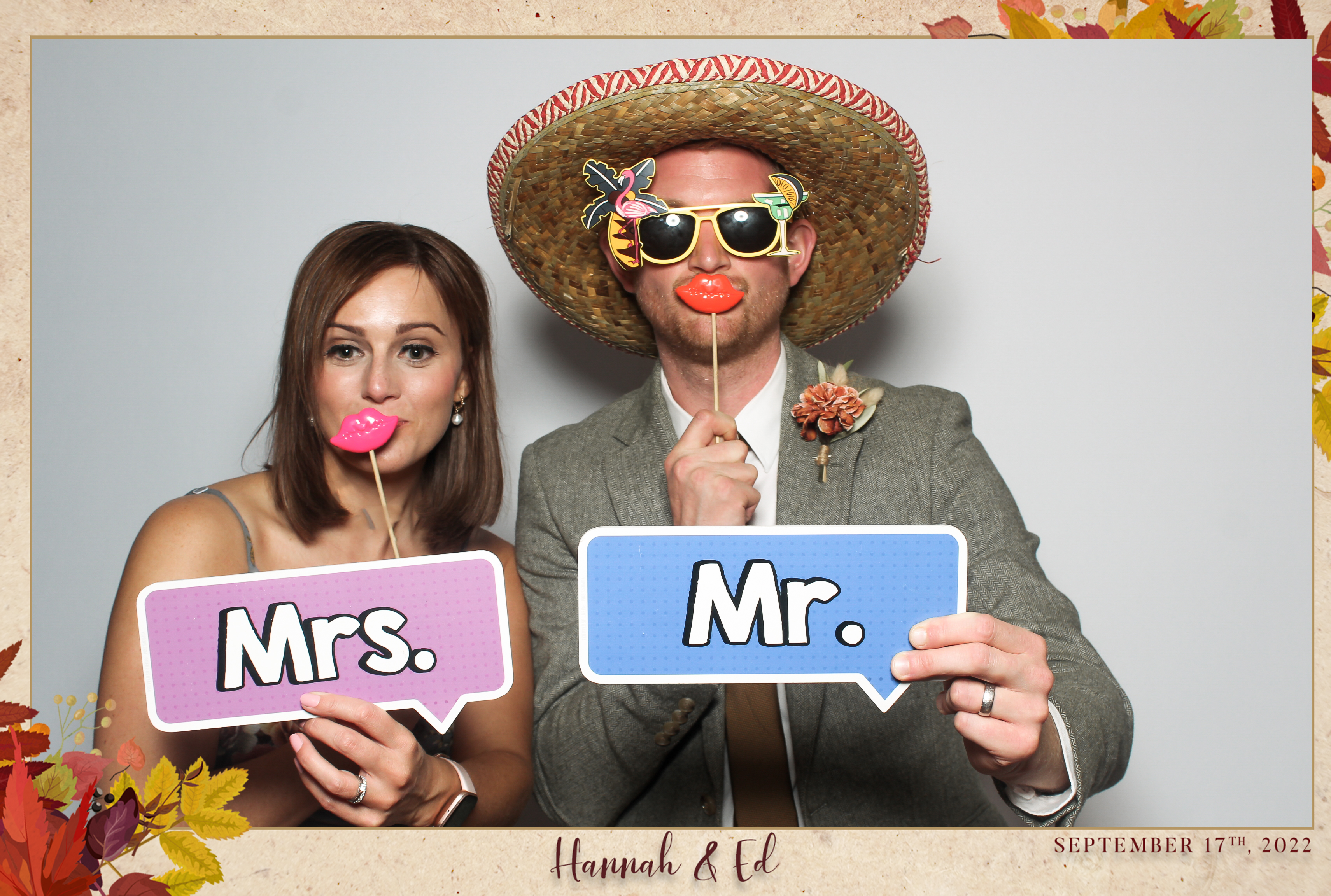 Hannah & Ed - Classic Open Booth | View more photos from the event at gallery.freshbooths.com/u/FreshBooths/Hannah-Ed-Classic-Open-Booth