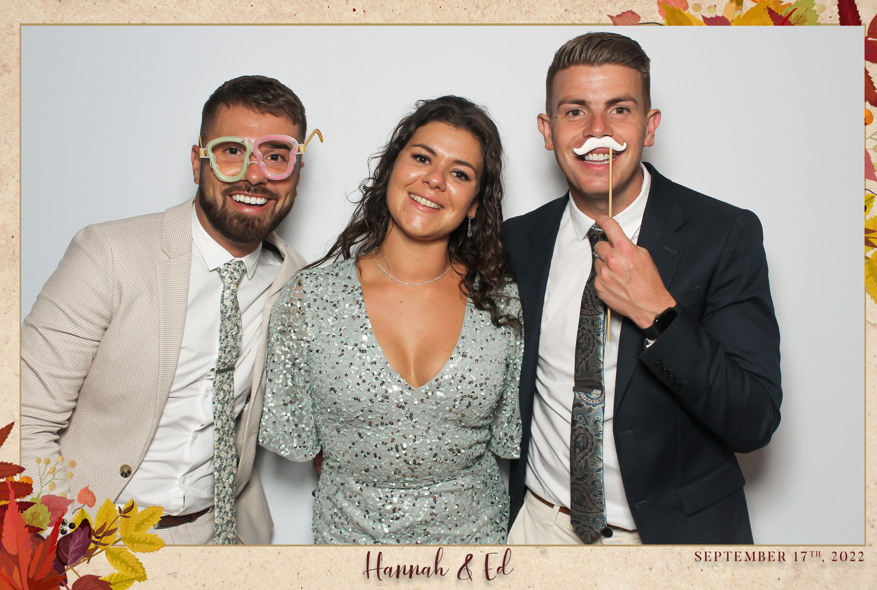 Hannah & Ed - Classic Open Booth | View more photos from the event at gallery.freshbooths.com/u/FreshBooths/Hannah-Ed-Classic-Open-Booth