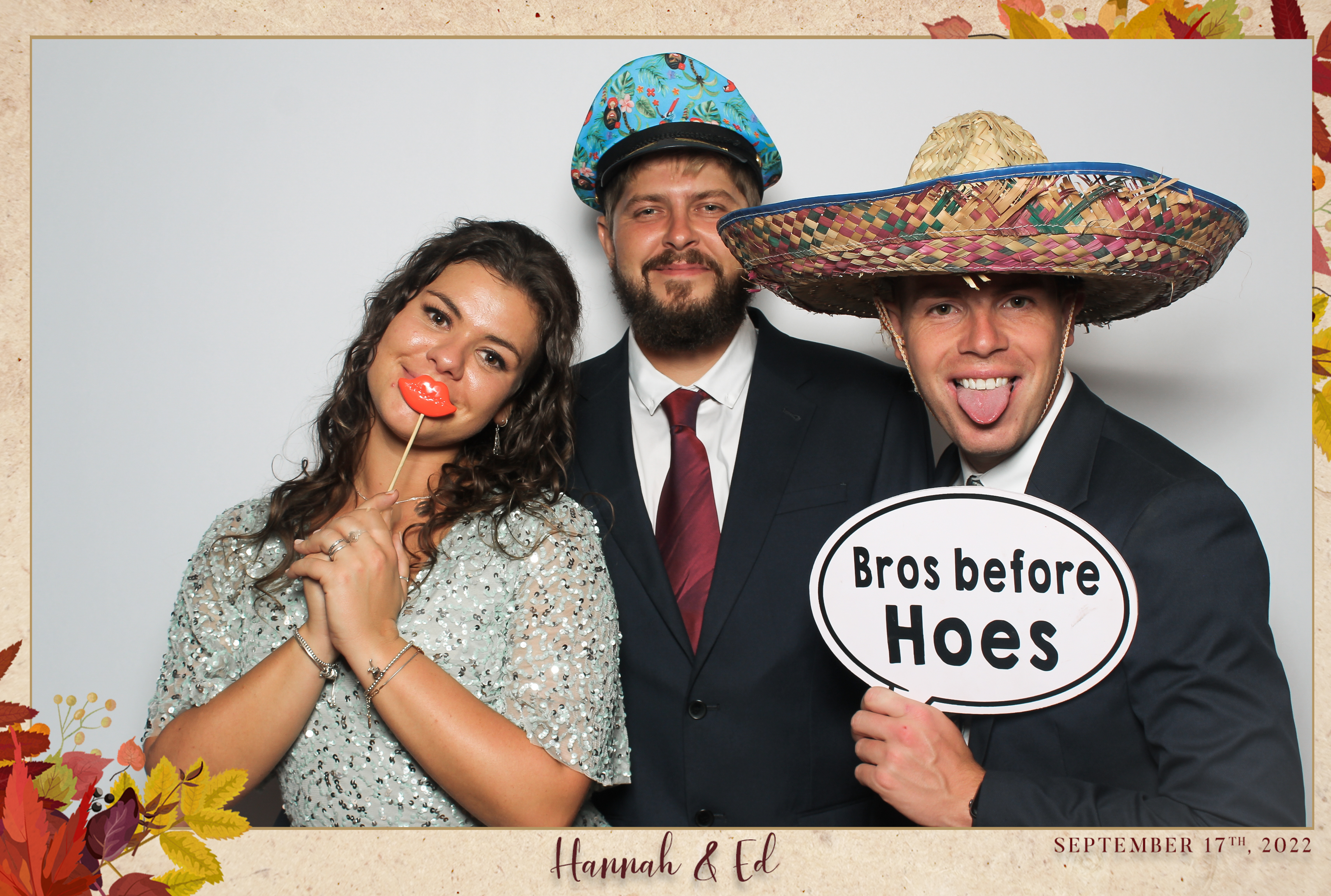 Hannah & Ed - Classic Open Booth | View more photos from the event at gallery.freshbooths.com/u/FreshBooths/Hannah-Ed-Classic-Open-Booth