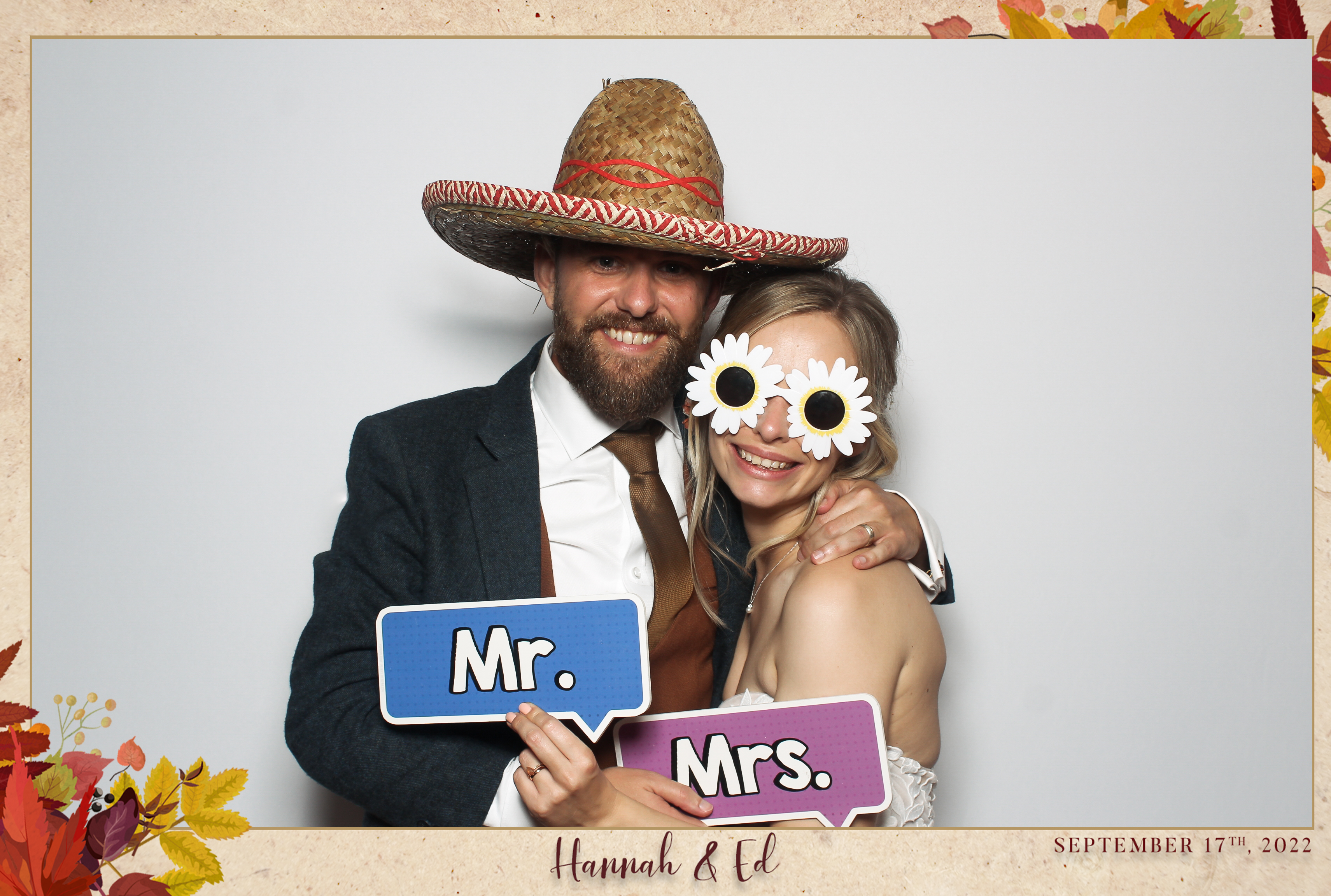 Hannah & Ed - Classic Open Booth | View more photos from the event at gallery.freshbooths.com/u/FreshBooths/Hannah-Ed-Classic-Open-Booth