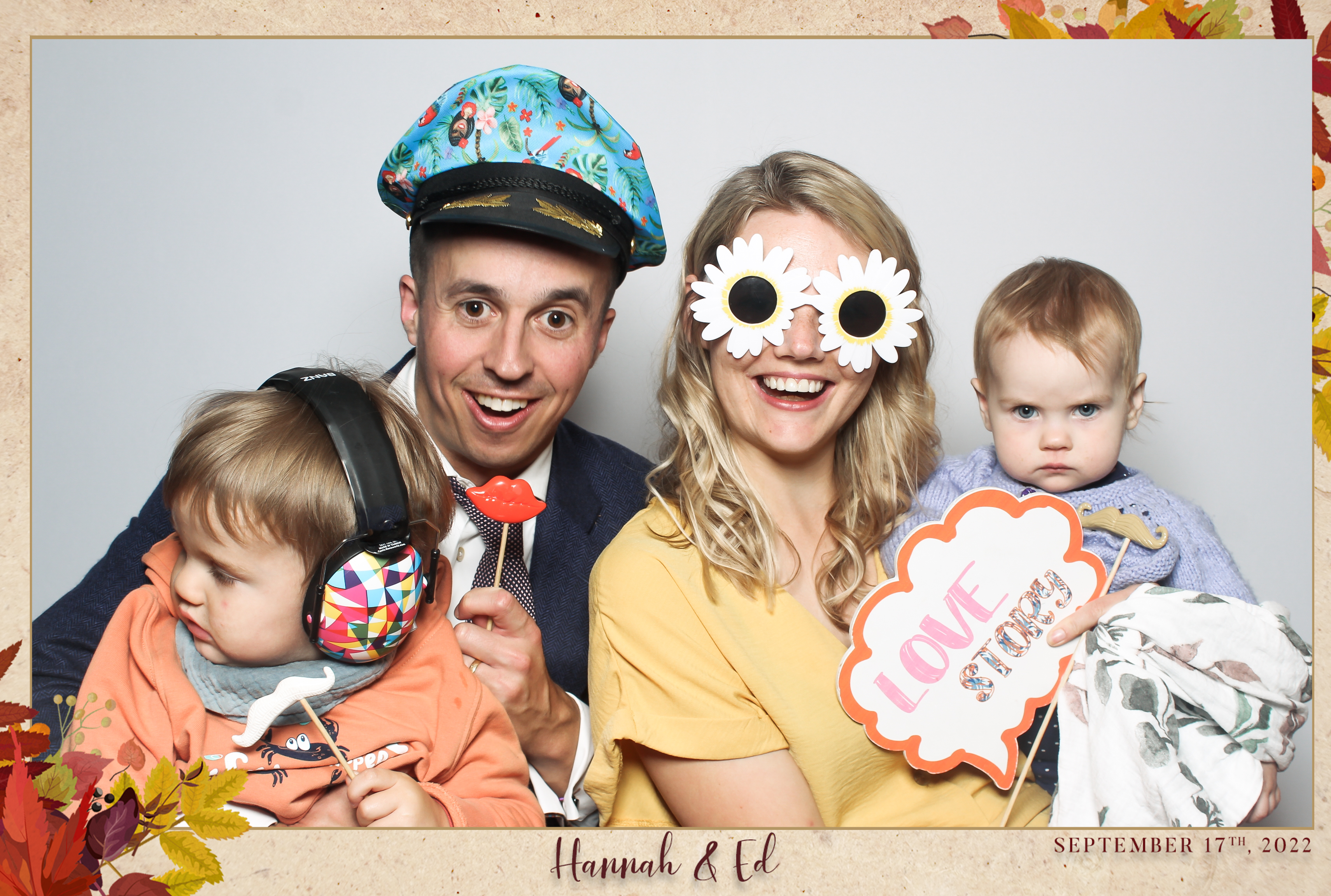 Hannah & Ed - Classic Open Booth | View more photos from the event at gallery.freshbooths.com/u/FreshBooths/Hannah-Ed-Classic-Open-Booth
