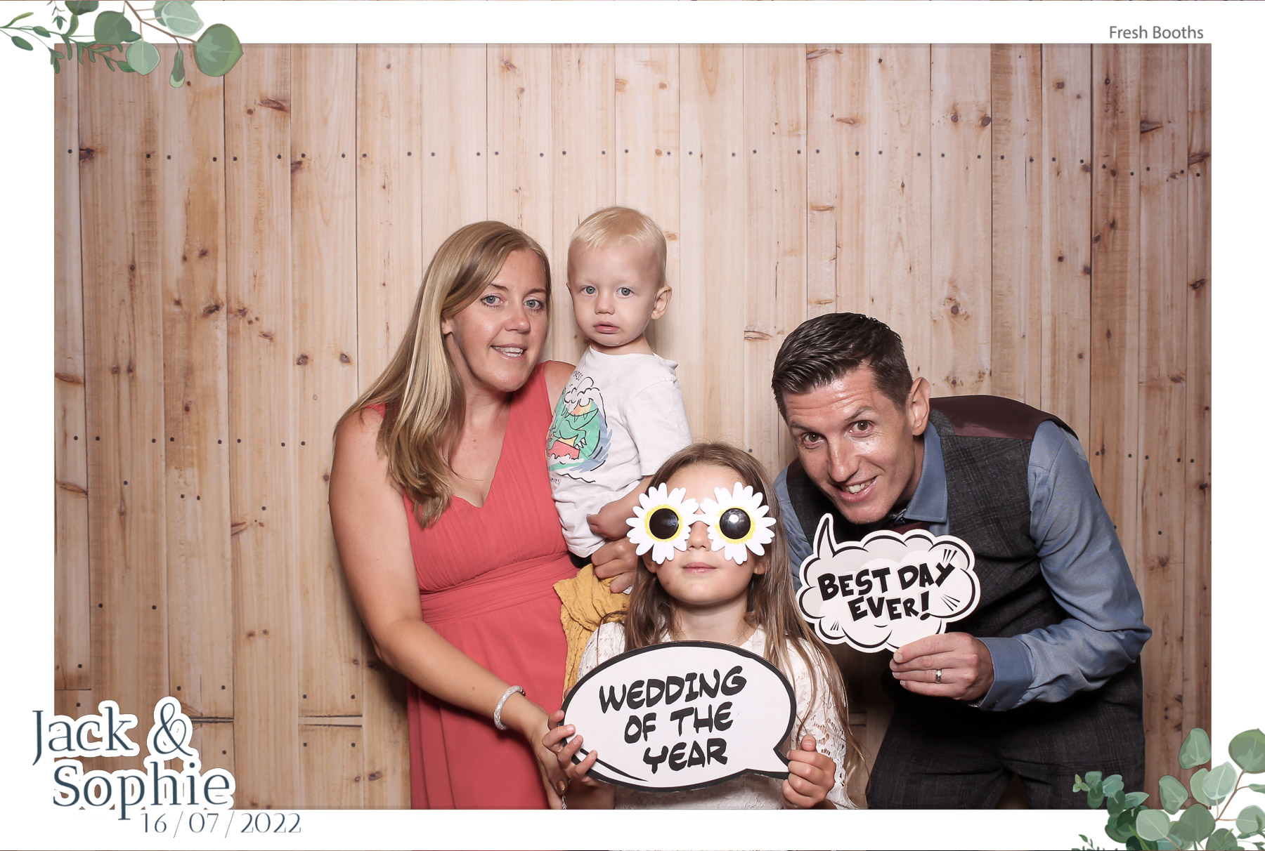 Jack & Sophie - Classic Open Booth | View more photos from the event at gallery.freshbooths.com/u/FreshBooths/Jack-Sophie-Classic-Open-Booth