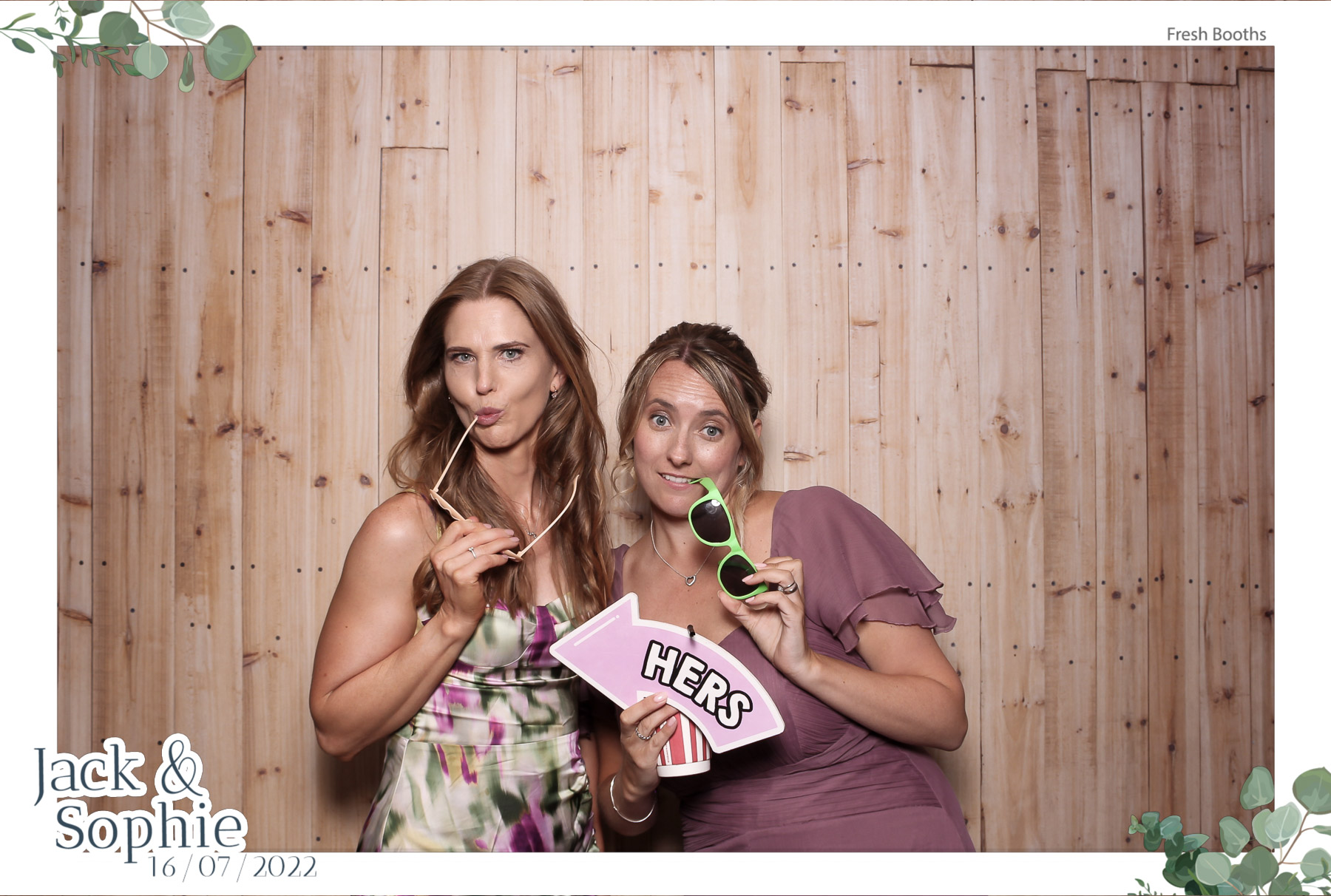 Jack & Sophie - Classic Open Booth | View more photos from the event at gallery.freshbooths.com/u/FreshBooths/Jack-Sophie-Classic-Open-Booth