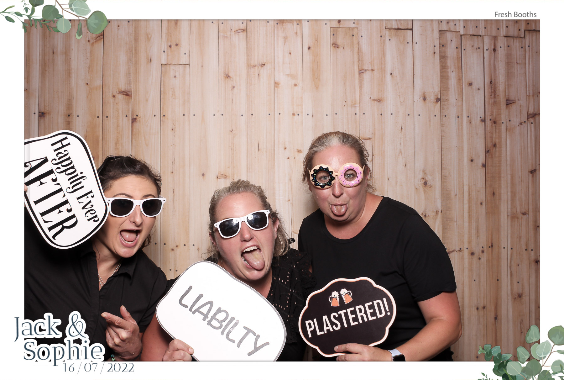 Jack & Sophie - Classic Open Booth | View more photos from the event at gallery.freshbooths.com/u/FreshBooths/Jack-Sophie-Classic-Open-Booth