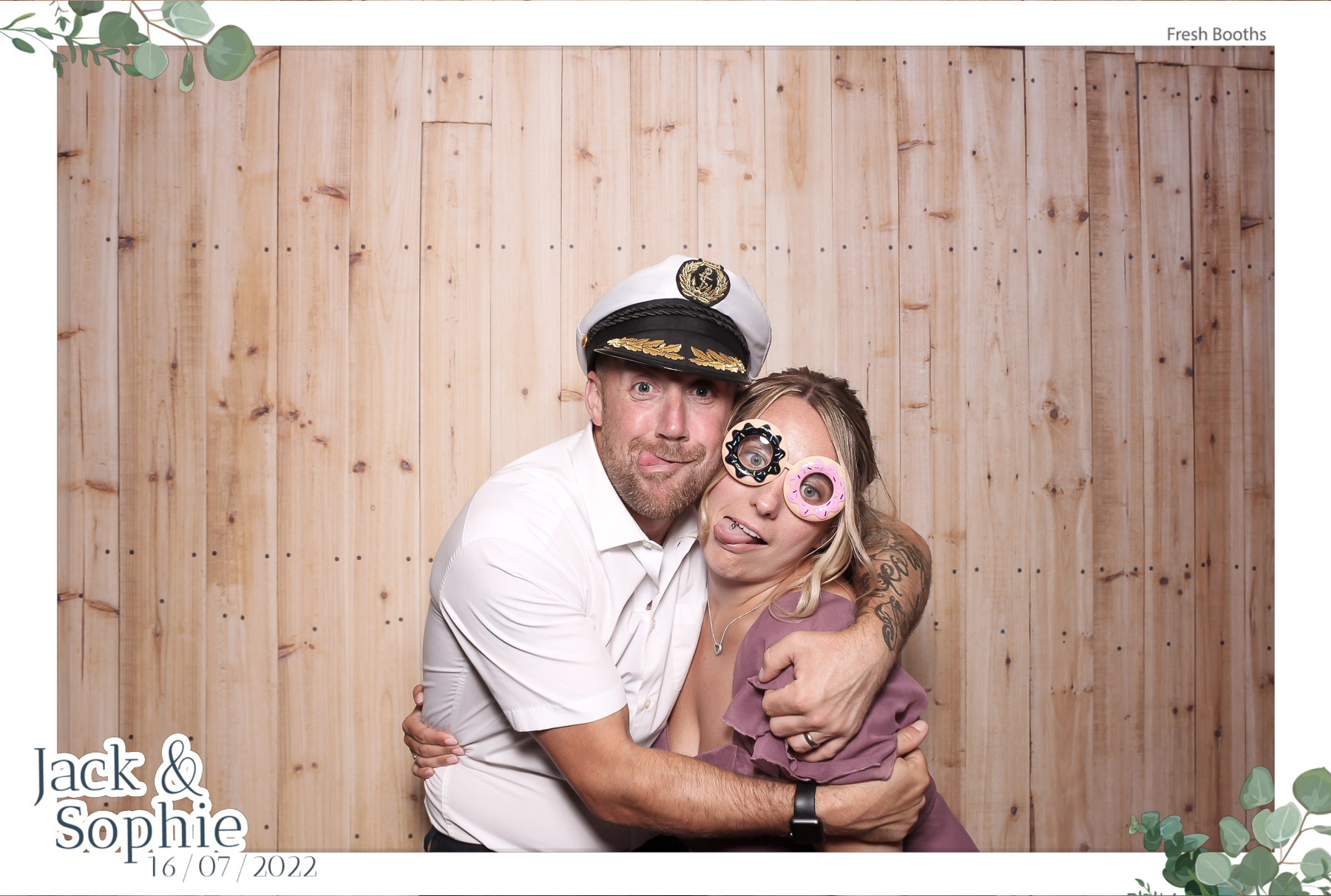 Jack & Sophie - Classic Open Booth | View more photos from the event at gallery.freshbooths.com/u/FreshBooths/Jack-Sophie-Classic-Open-Booth