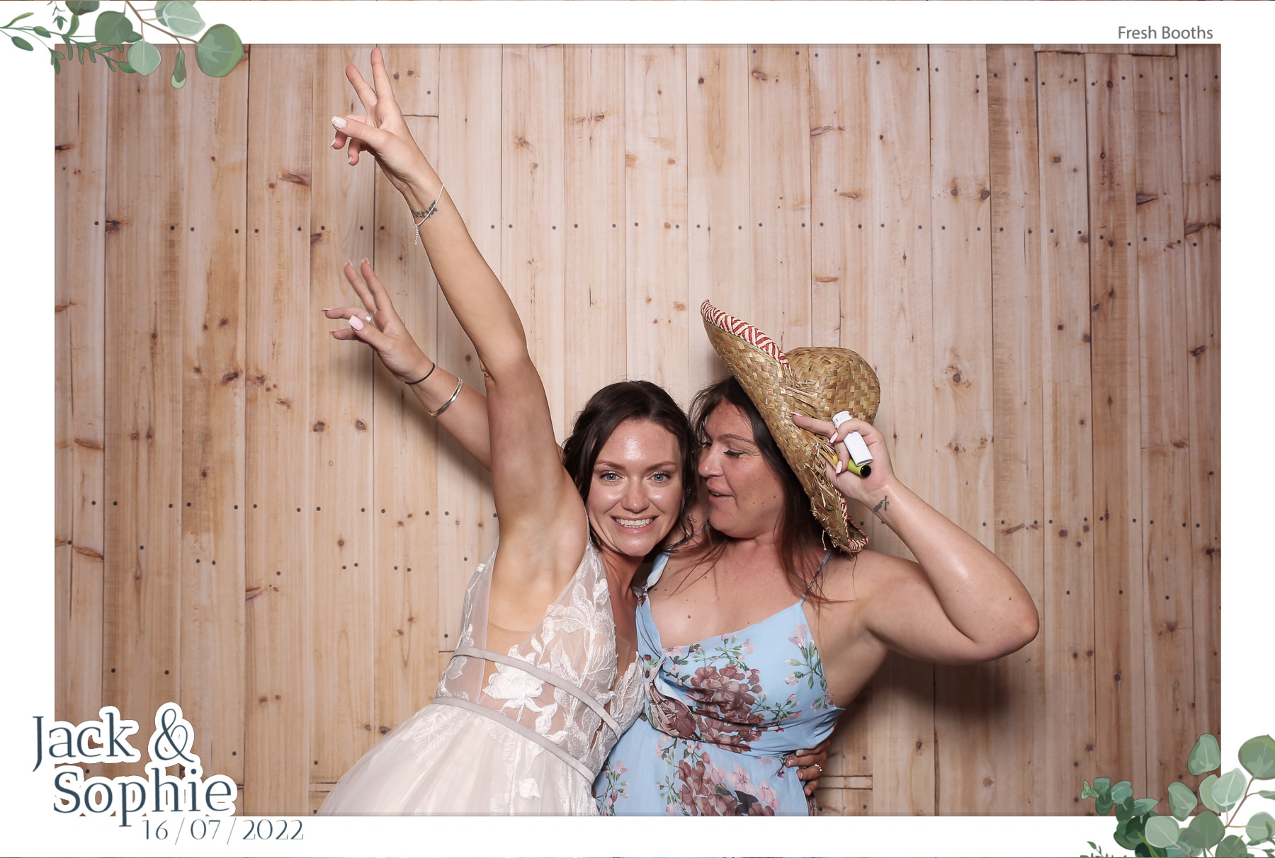 Jack & Sophie - Classic Open Booth | View more photos from the event at gallery.freshbooths.com/u/FreshBooths/Jack-Sophie-Classic-Open-Booth