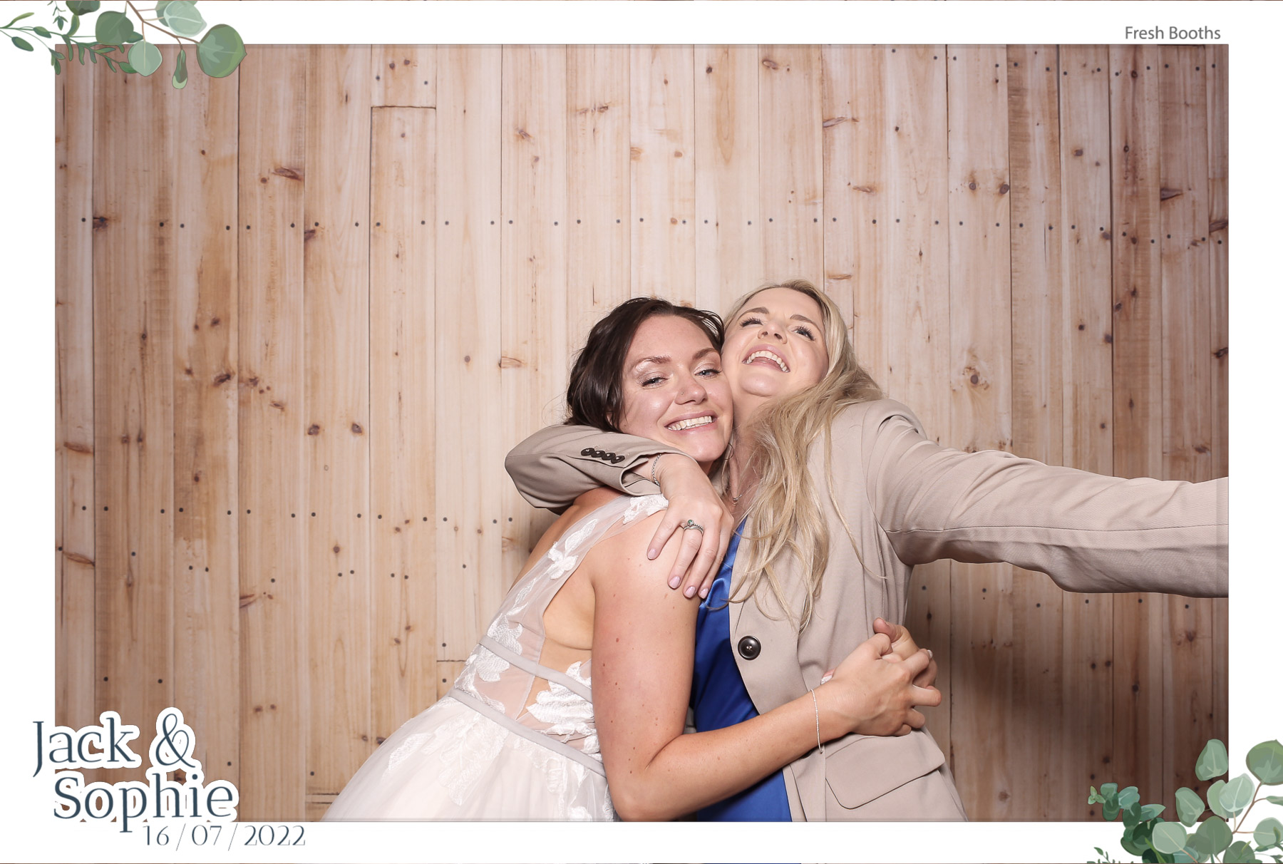 Jack & Sophie - Classic Open Booth | View more photos from the event at gallery.freshbooths.com/u/FreshBooths/Jack-Sophie-Classic-Open-Booth