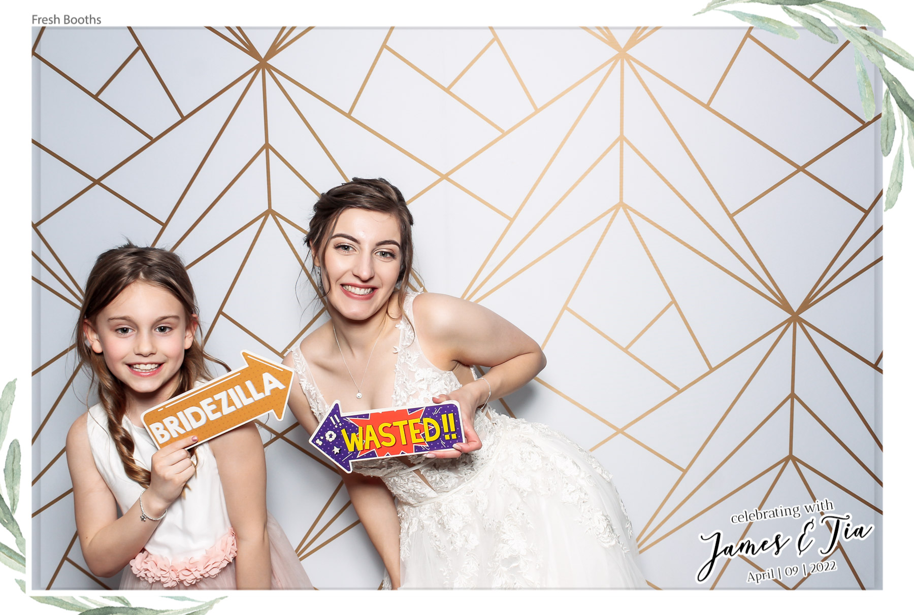 James & Tia - Classic Open Booth | View more photos from the event at gallery.freshbooths.com/u/FreshBooths/James-Tia-Classic-Open-Booth