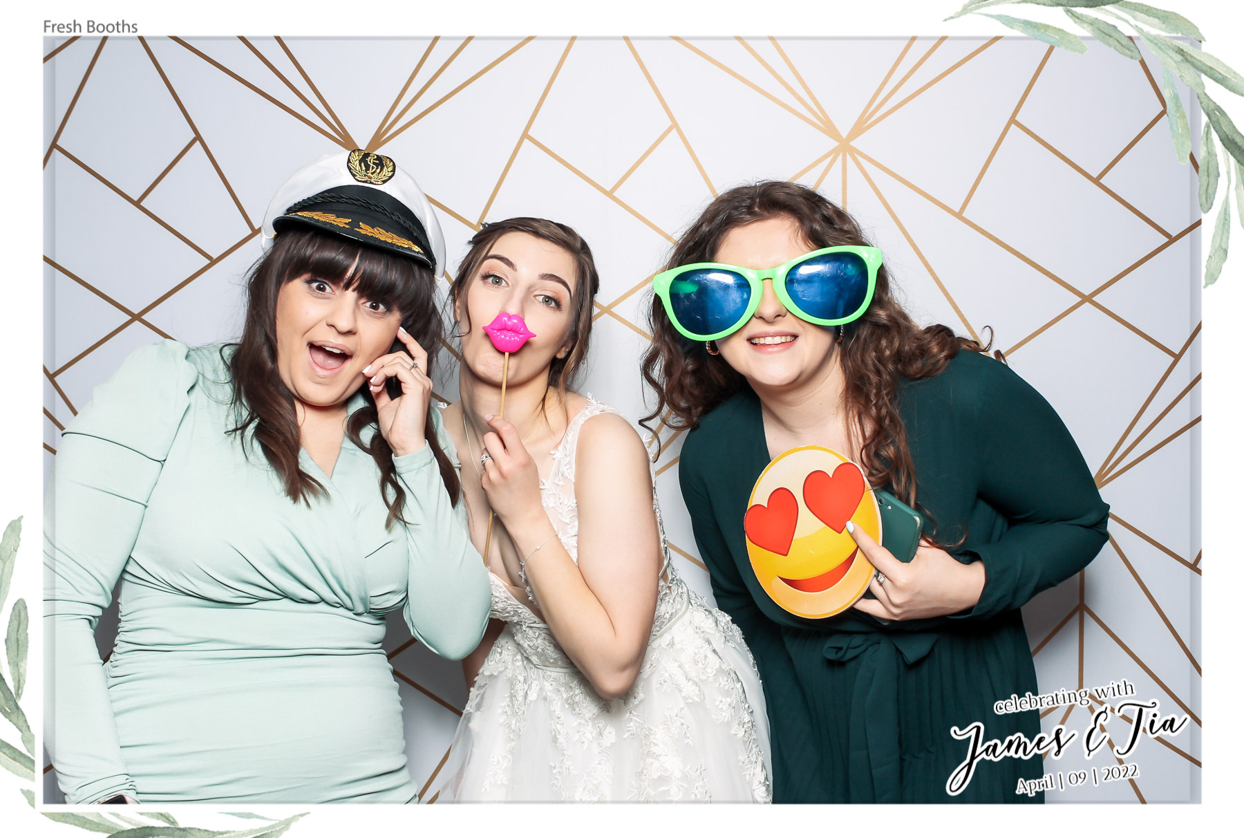 James & Tia - Classic Open Booth | View more photos from the event at gallery.freshbooths.com/u/FreshBooths/James-Tia-Classic-Open-Booth