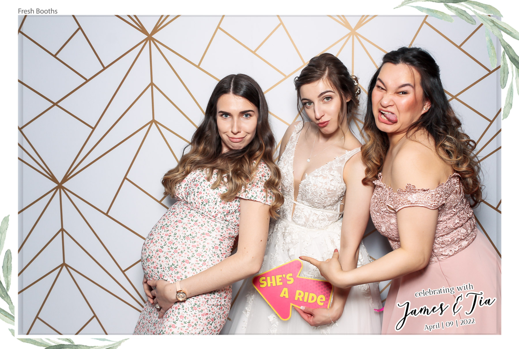James & Tia - Classic Open Booth | View more photos from the event at gallery.freshbooths.com/u/FreshBooths/James-Tia-Classic-Open-Booth