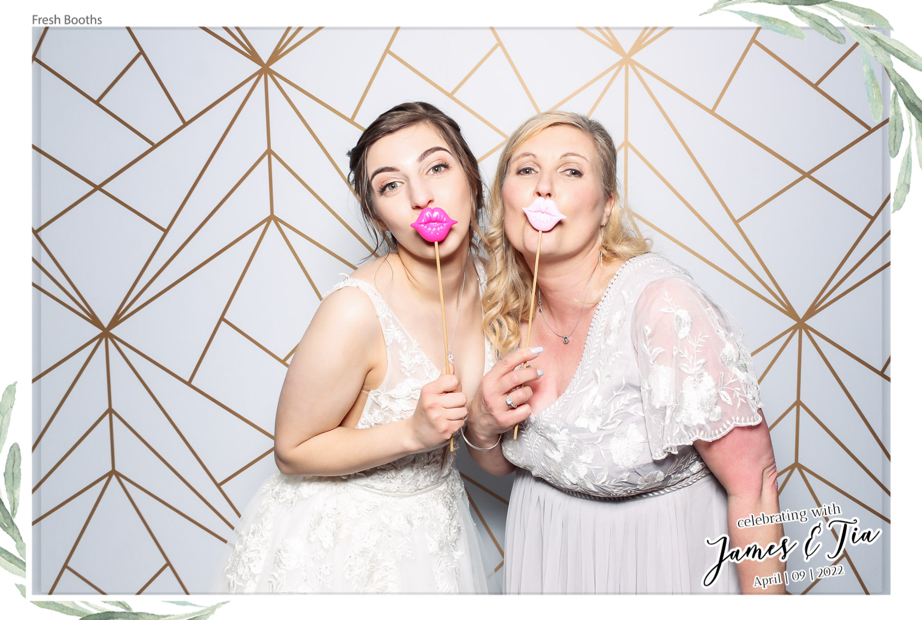 James & Tia - Classic Open Booth | View more photos from the event at gallery.freshbooths.com/u/FreshBooths/James-Tia-Classic-Open-Booth