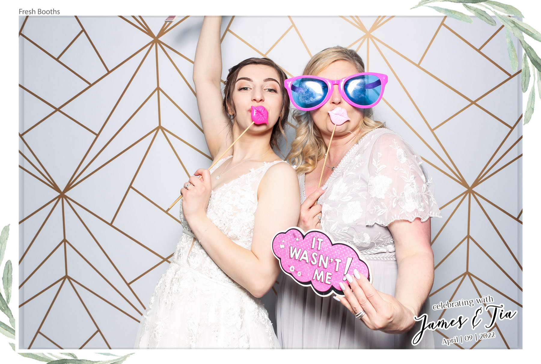 James & Tia - Classic Open Booth | View more photos from the event at gallery.freshbooths.com/u/FreshBooths/James-Tia-Classic-Open-Booth
