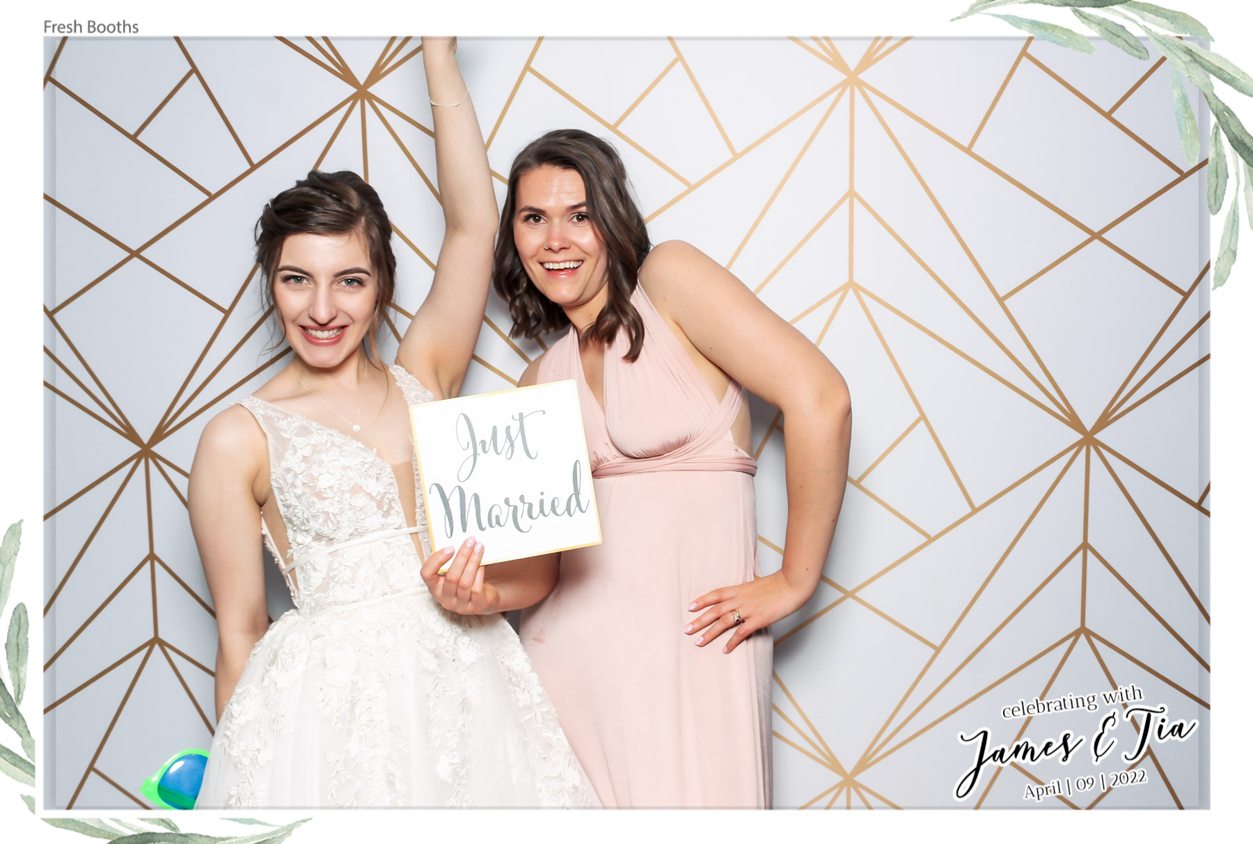 James & Tia - Classic Open Booth | View more photos from the event at gallery.freshbooths.com/u/FreshBooths/James-Tia-Classic-Open-Booth