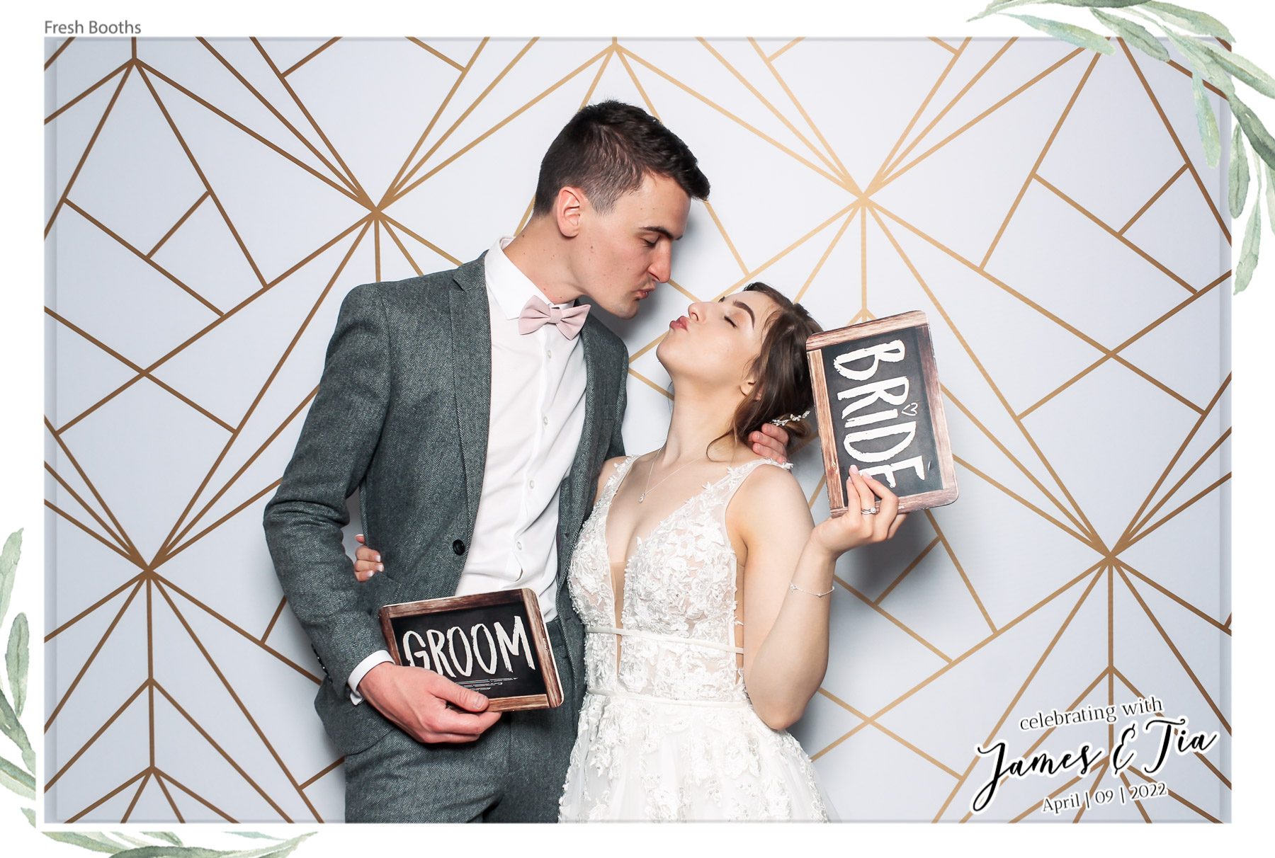 James & Tia - Classic Open Booth | View more photos from the event at gallery.freshbooths.com/u/FreshBooths/James-Tia-Classic-Open-Booth