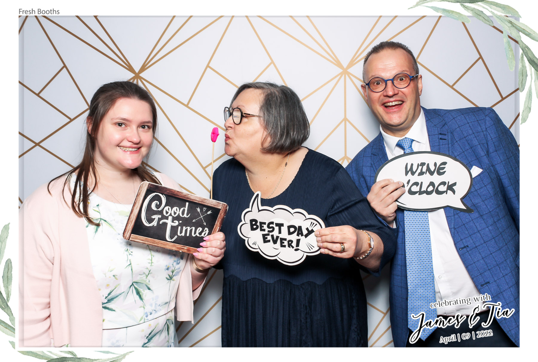 James & Tia - Classic Open Booth | View more photos from the event at gallery.freshbooths.com/u/FreshBooths/James-Tia-Classic-Open-Booth