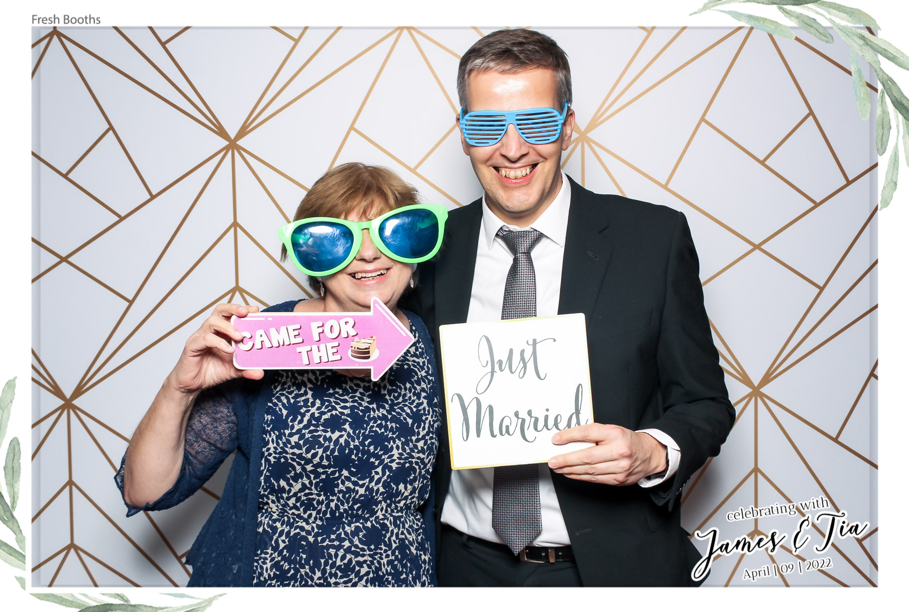 James & Tia - Classic Open Booth | View more photos from the event at gallery.freshbooths.com/u/FreshBooths/James-Tia-Classic-Open-Booth