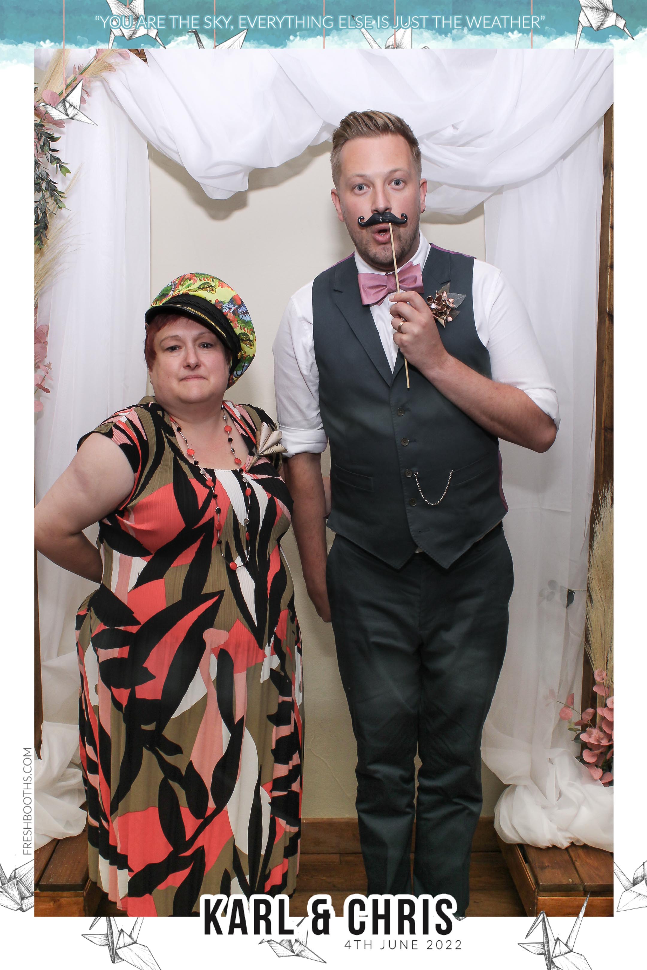 Karl & Chris - Selfie Mirror | View more photos from the event at gallery.freshbooths.com/u/FreshBooths/Karl-Chris-Selfie-Mirror