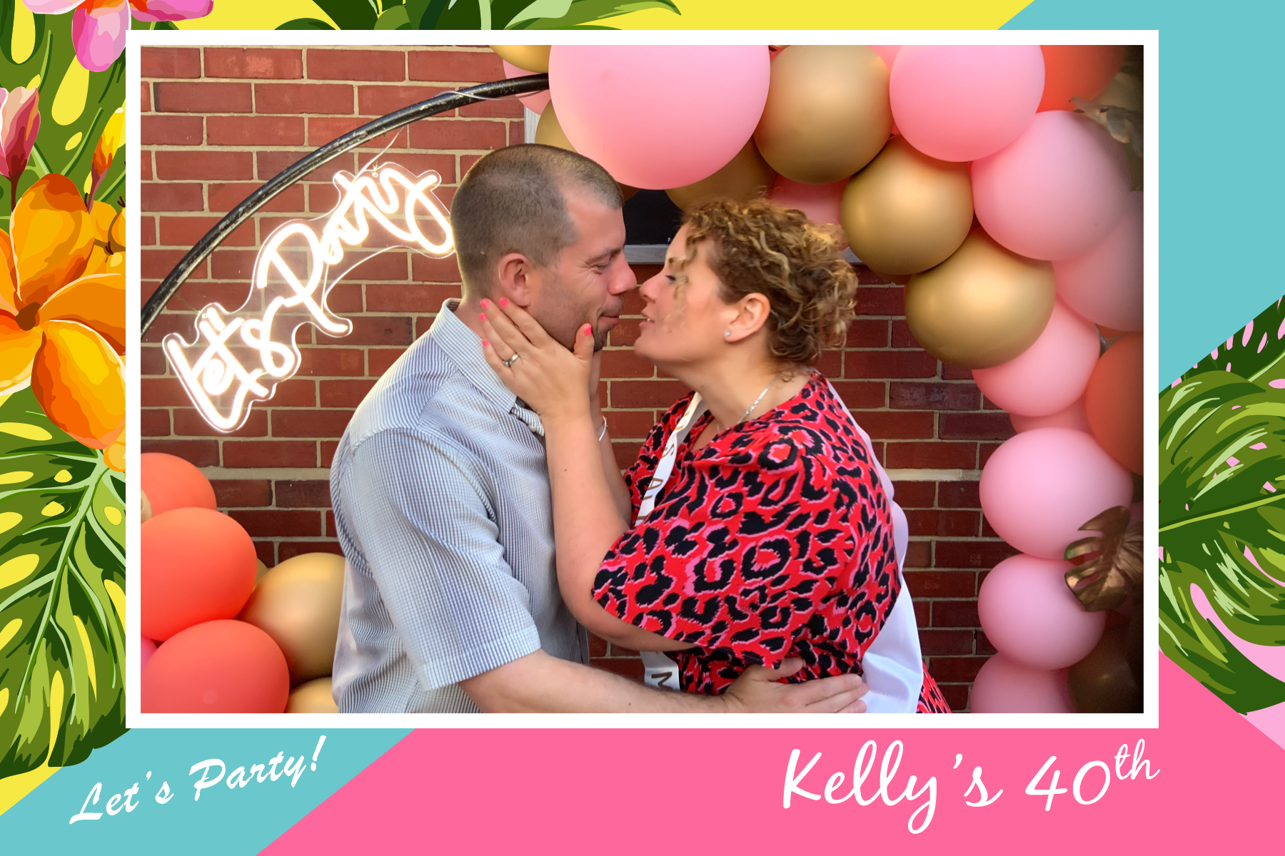 Kelly's 40th - Roaming Photos | View more photos from the event at gallery.freshbooths.com/u/FreshBooths/Kellys-40th-Roaming-Photos