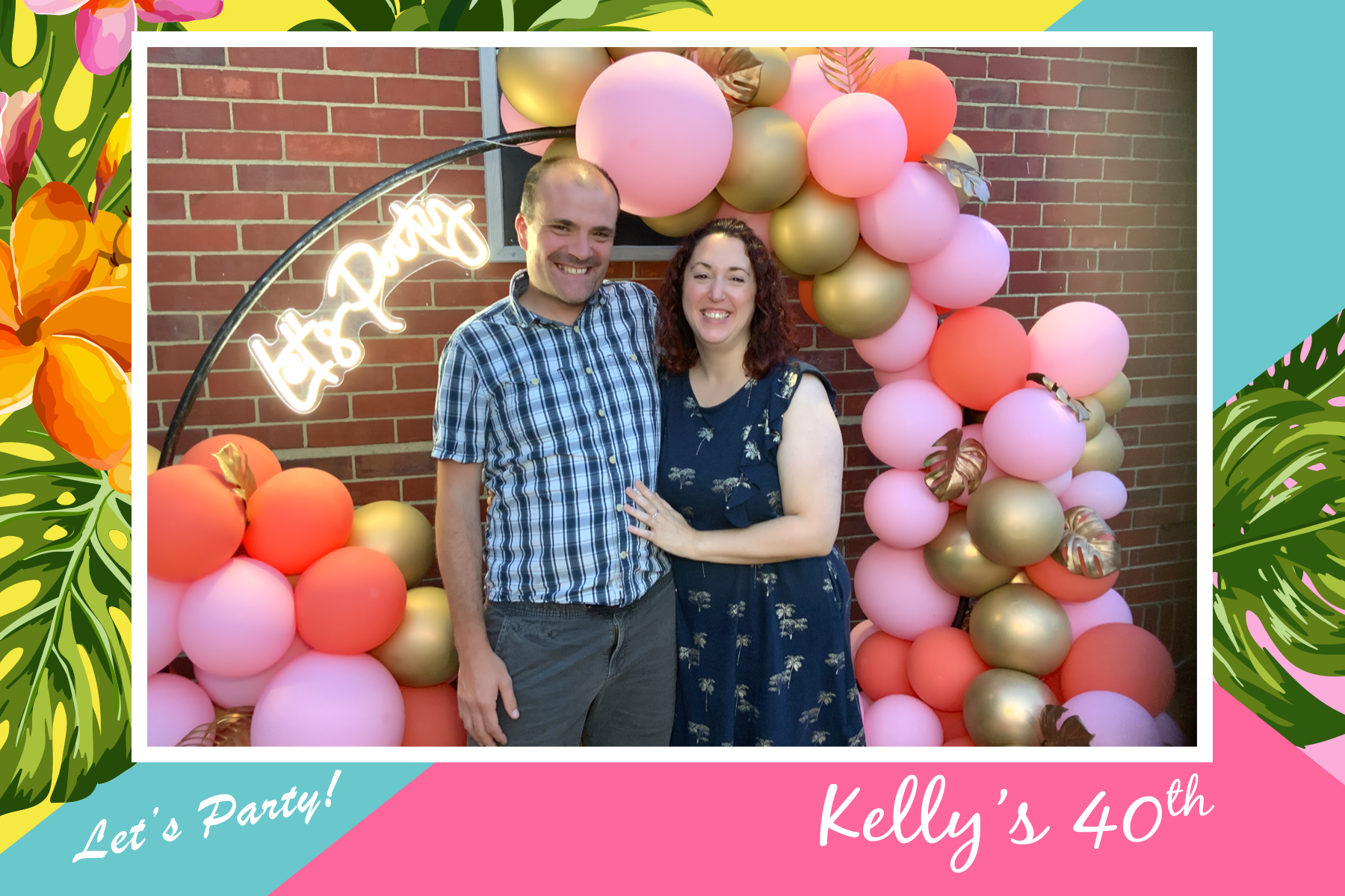 Kelly's 40th - Roaming Photos | View more photos from the event at gallery.freshbooths.com/u/FreshBooths/Kellys-40th-Roaming-Photos