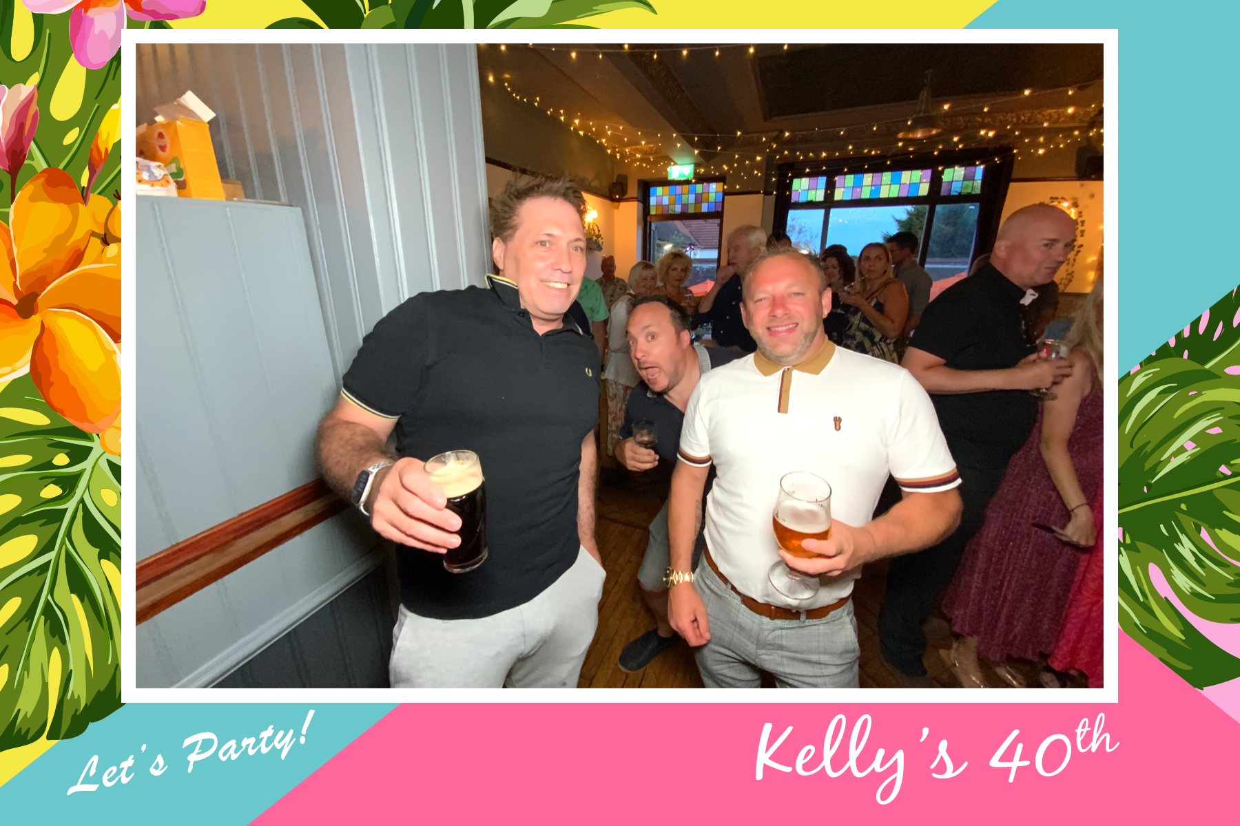 Kelly's 40th - Roaming Photos | View more photos from the event at gallery.freshbooths.com/u/FreshBooths/Kellys-40th-Roaming-Photos