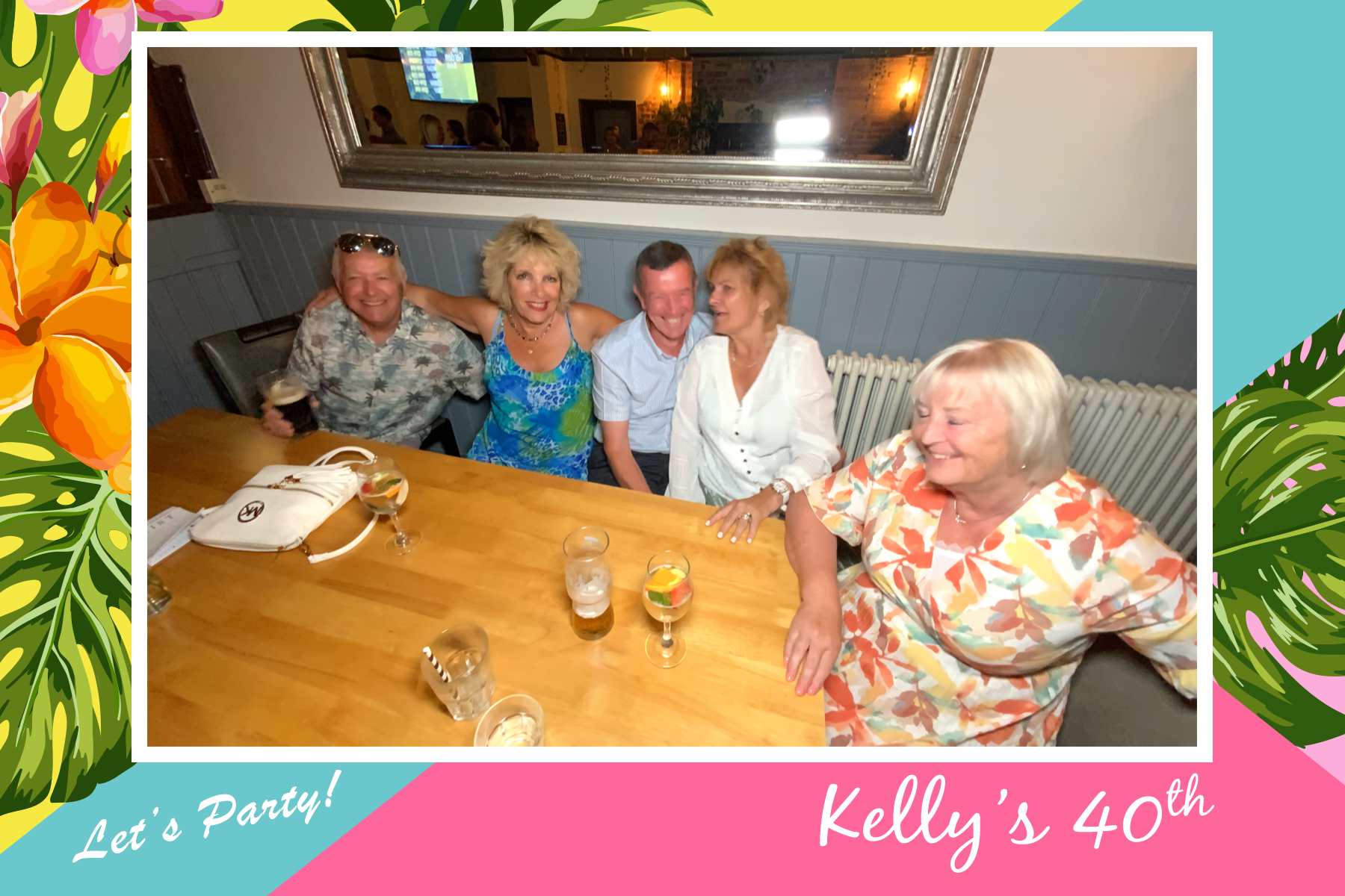 Kelly's 40th - Roaming Photos | View more photos from the event at gallery.freshbooths.com/u/FreshBooths/Kellys-40th-Roaming-Photos
