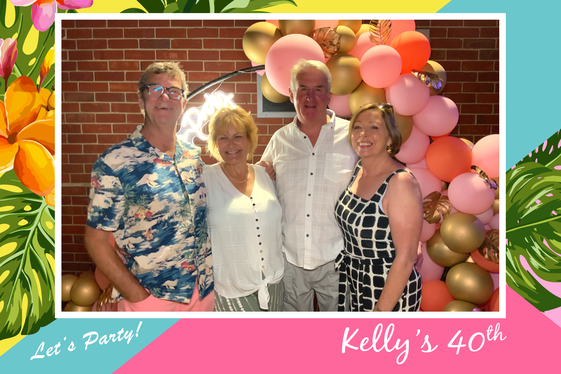 Kelly's 40th - Roaming Photos | View more photos from the event at gallery.freshbooths.com/u/FreshBooths/Kellys-40th-Roaming-Photos