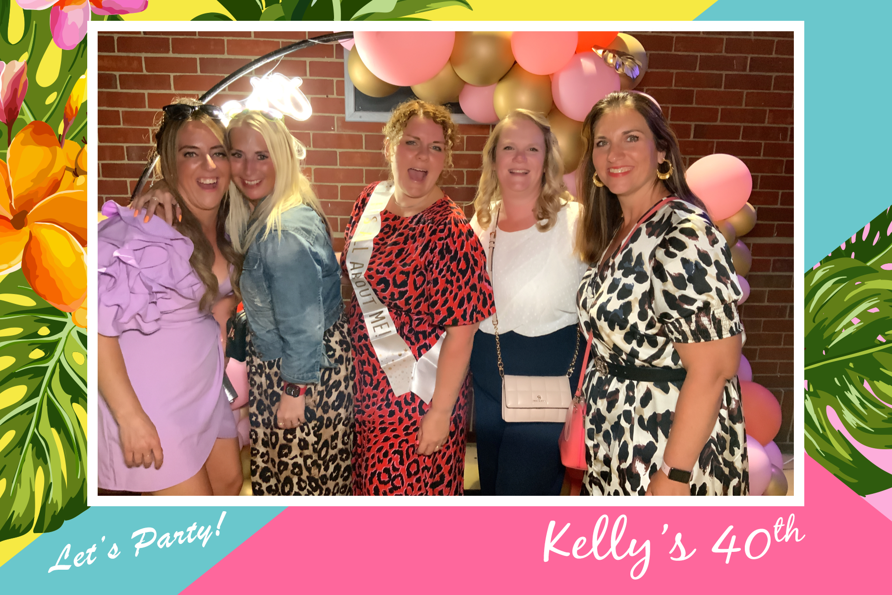 Kelly's 40th - Roaming Photos | View more photos from the event at gallery.freshbooths.com/u/FreshBooths/Kellys-40th-Roaming-Photos
