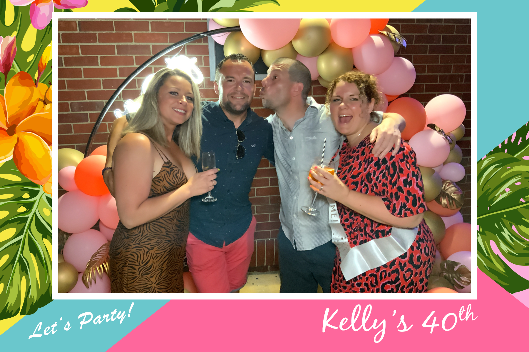 Kelly's 40th - Roaming Photos | View more photos from the event at gallery.freshbooths.com/u/FreshBooths/Kellys-40th-Roaming-Photos