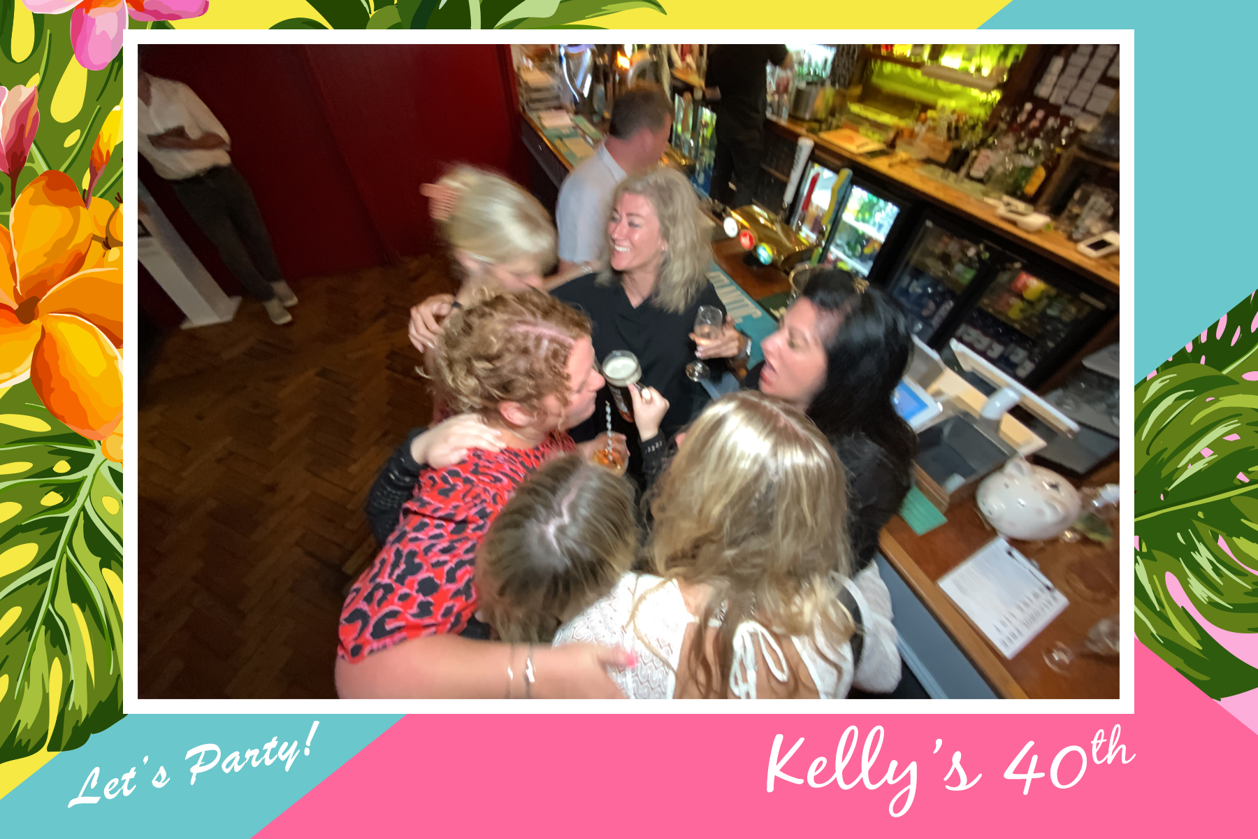 Kelly's 40th - Roaming Photos | View more photos from the event at gallery.freshbooths.com/u/FreshBooths/Kellys-40th-Roaming-Photos